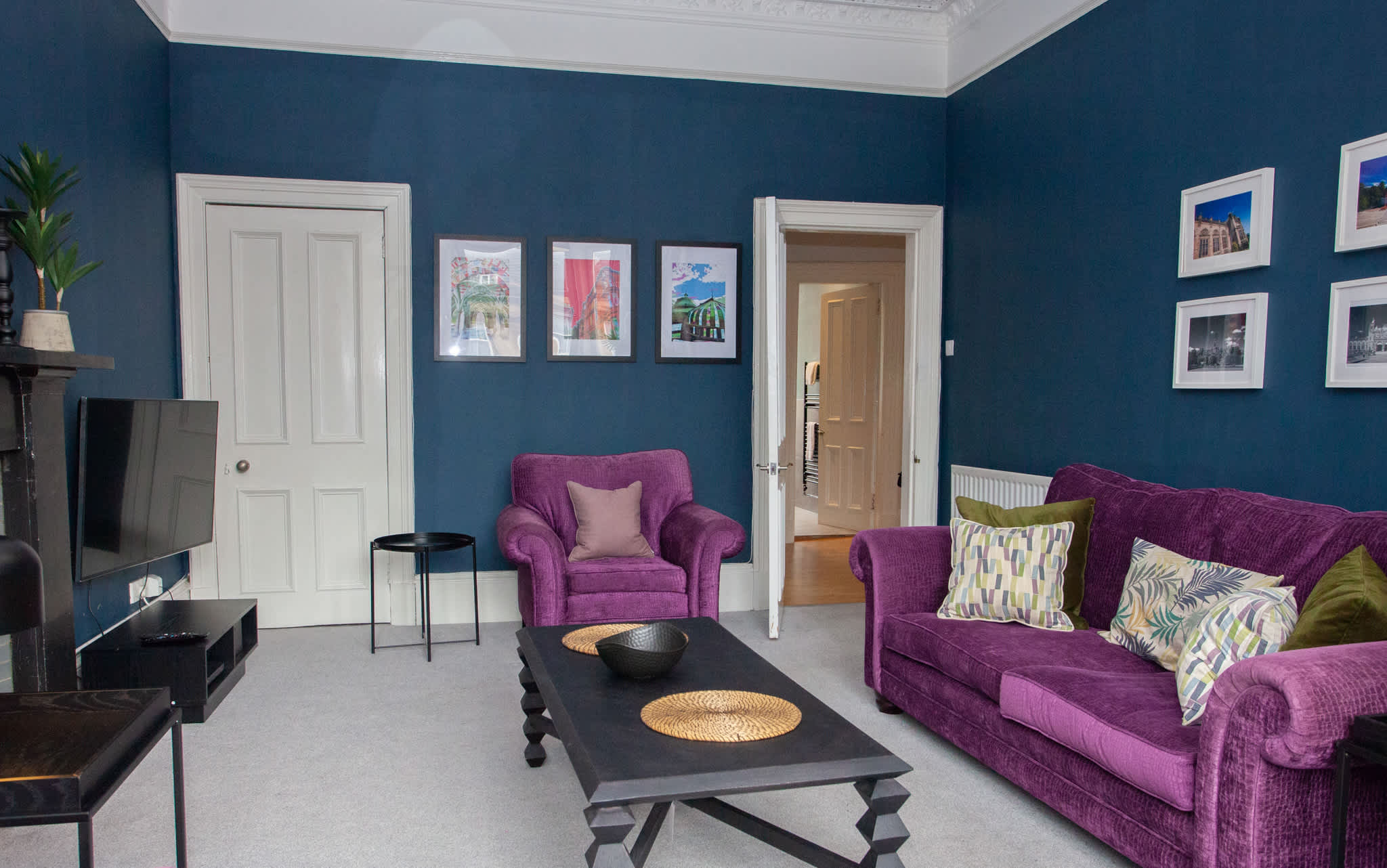 Bright and Spacious Flat in Trendy Finnieston in 964 Sauchiehall Street G3 7TH - Property image 10 - VivreStays