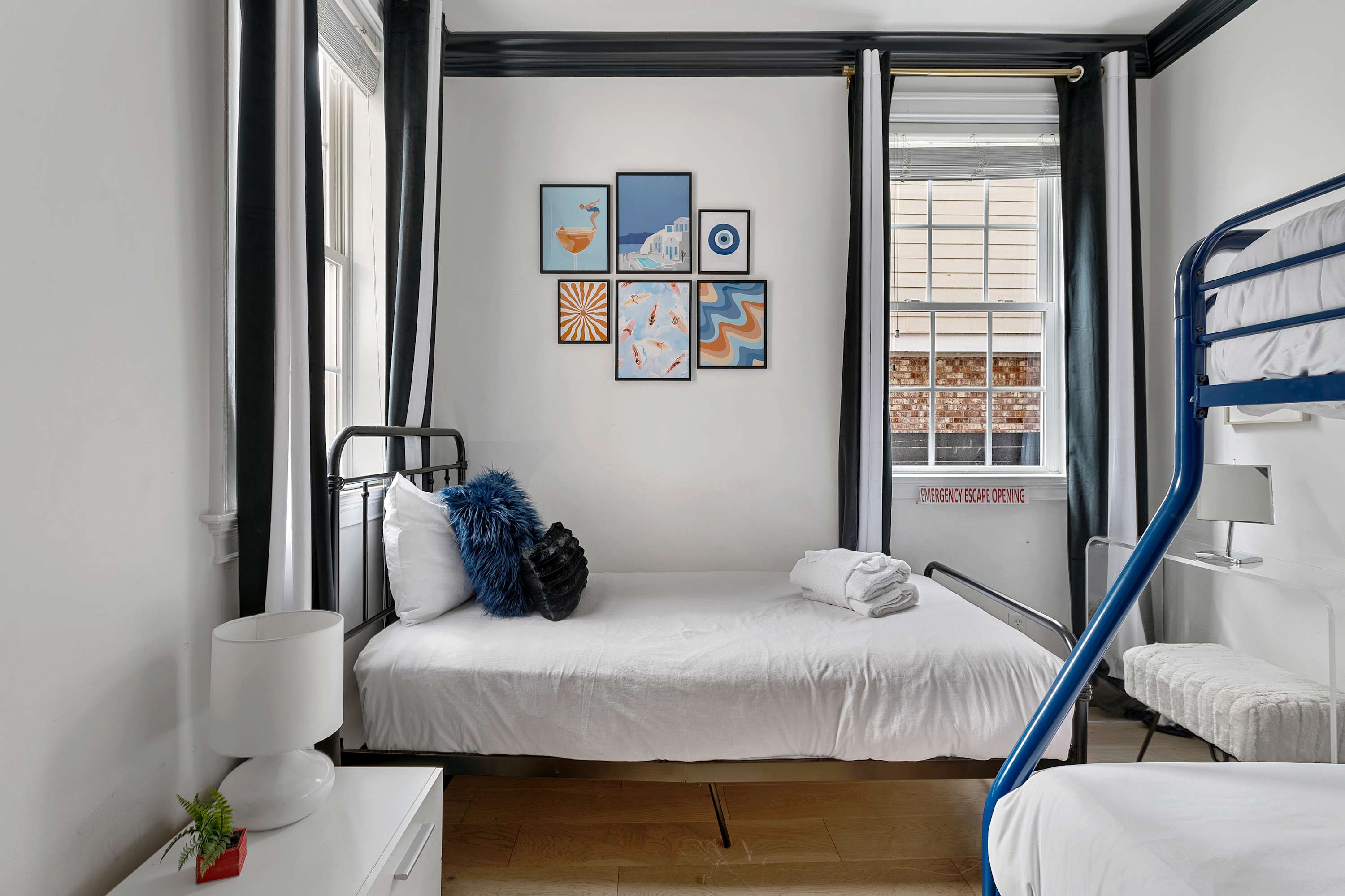 Bedroom #5: Twin Bed + Twin Bed + Full Bed (Bunk)