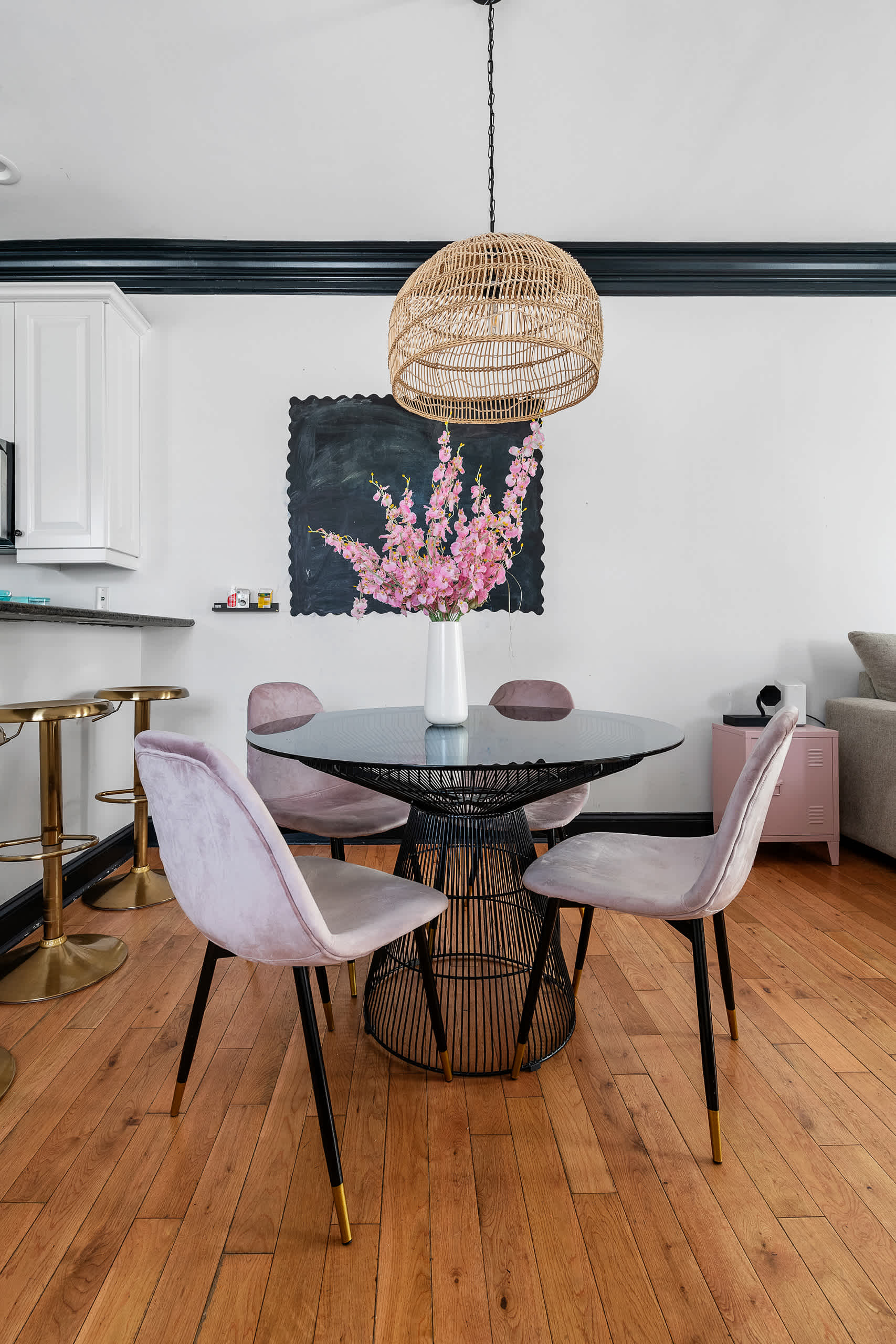 Second floor dining seating