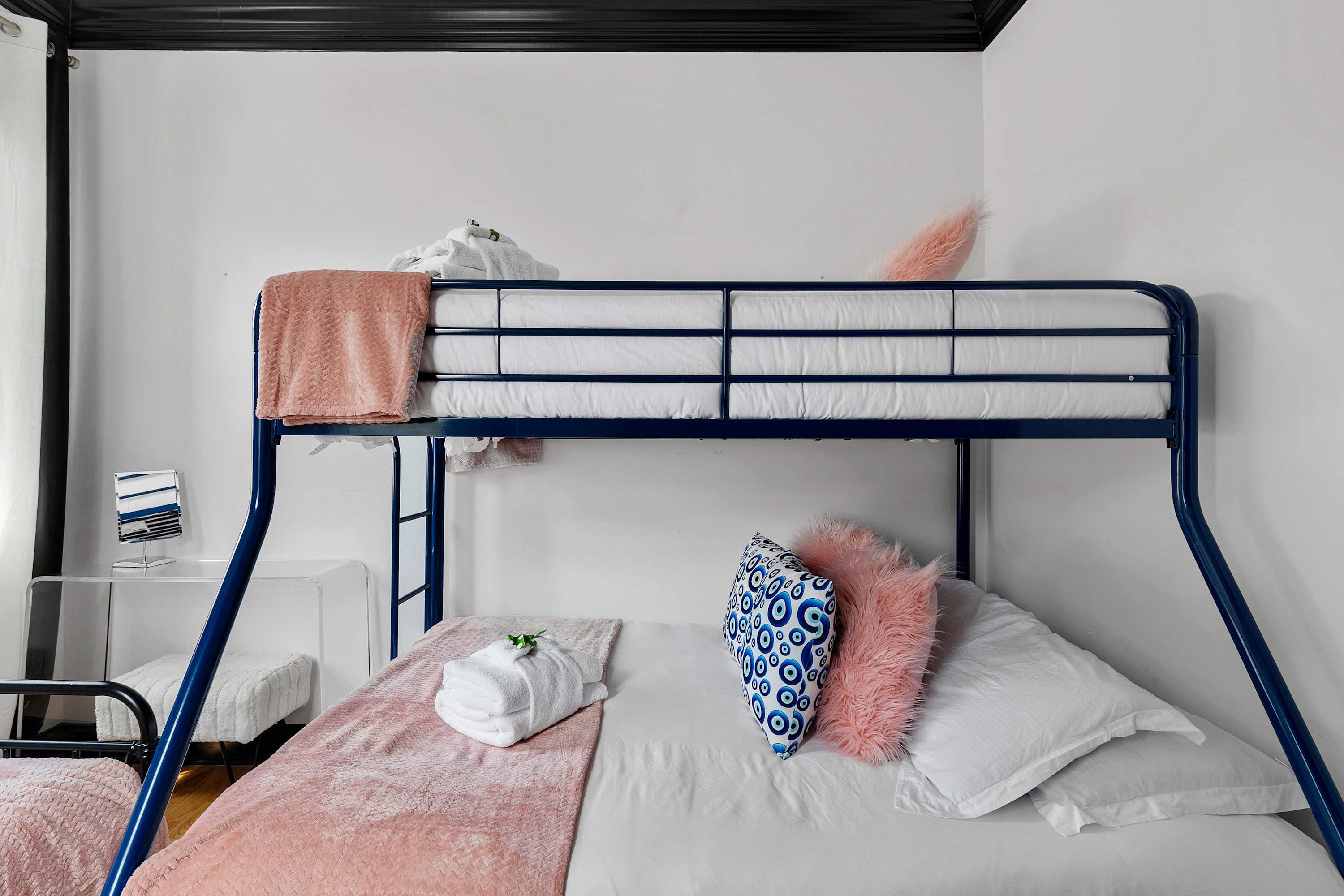 Bedroom #6: Twin Bed + Twin Bed + Full Bed (Bunk)