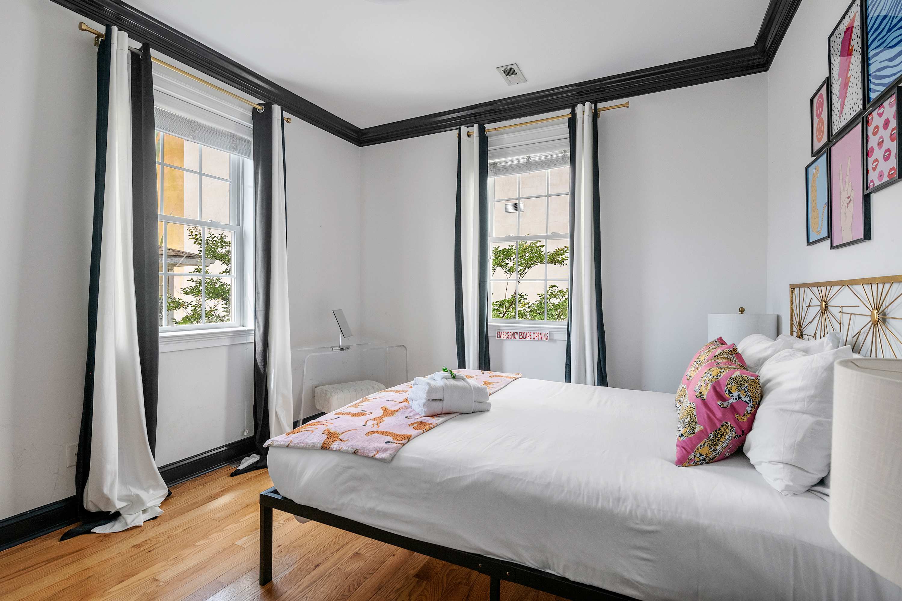 Bedroom #4: Queen Bed