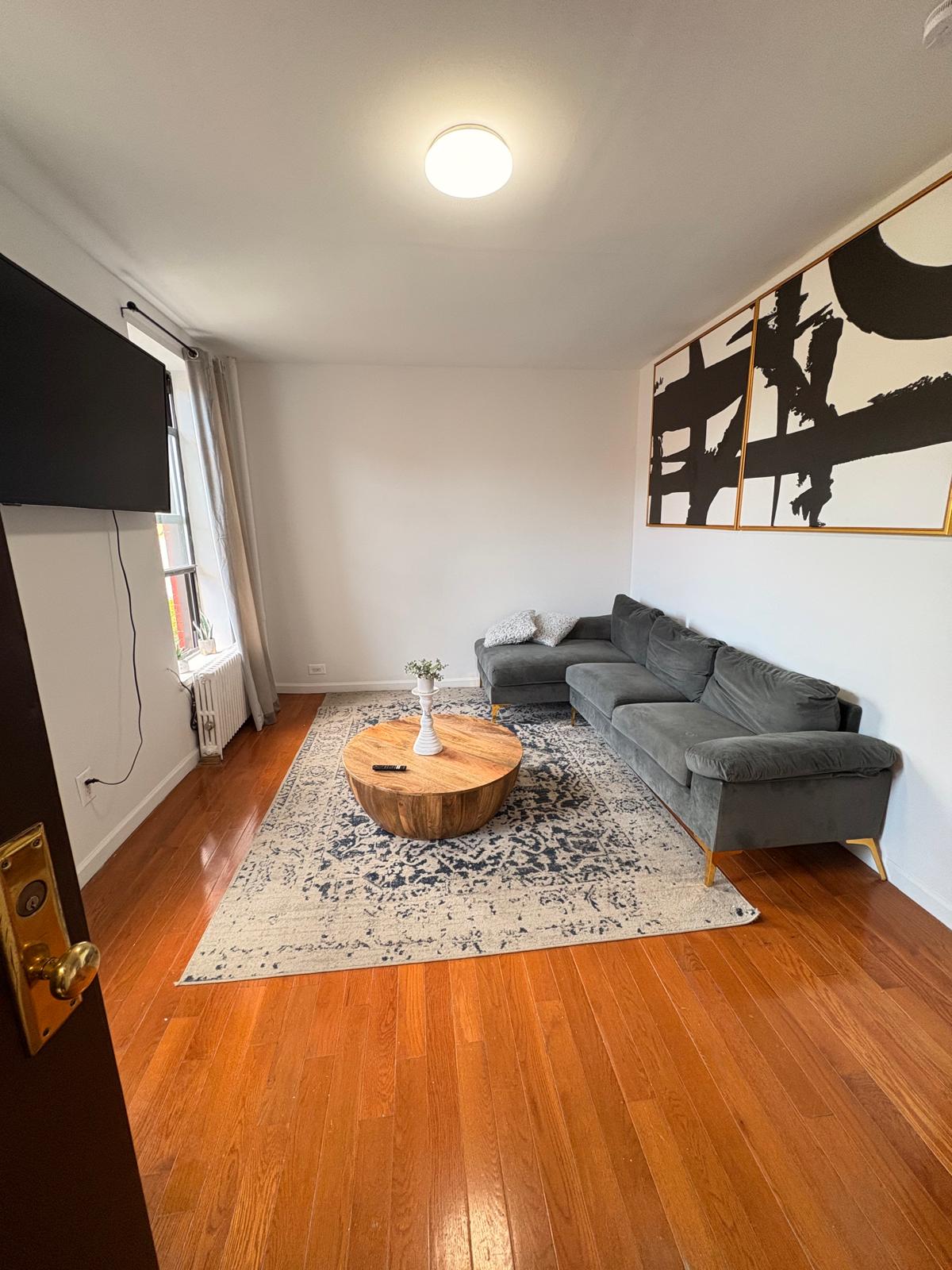 NY-11-6 Cozy 1BR 1BATH In East Village