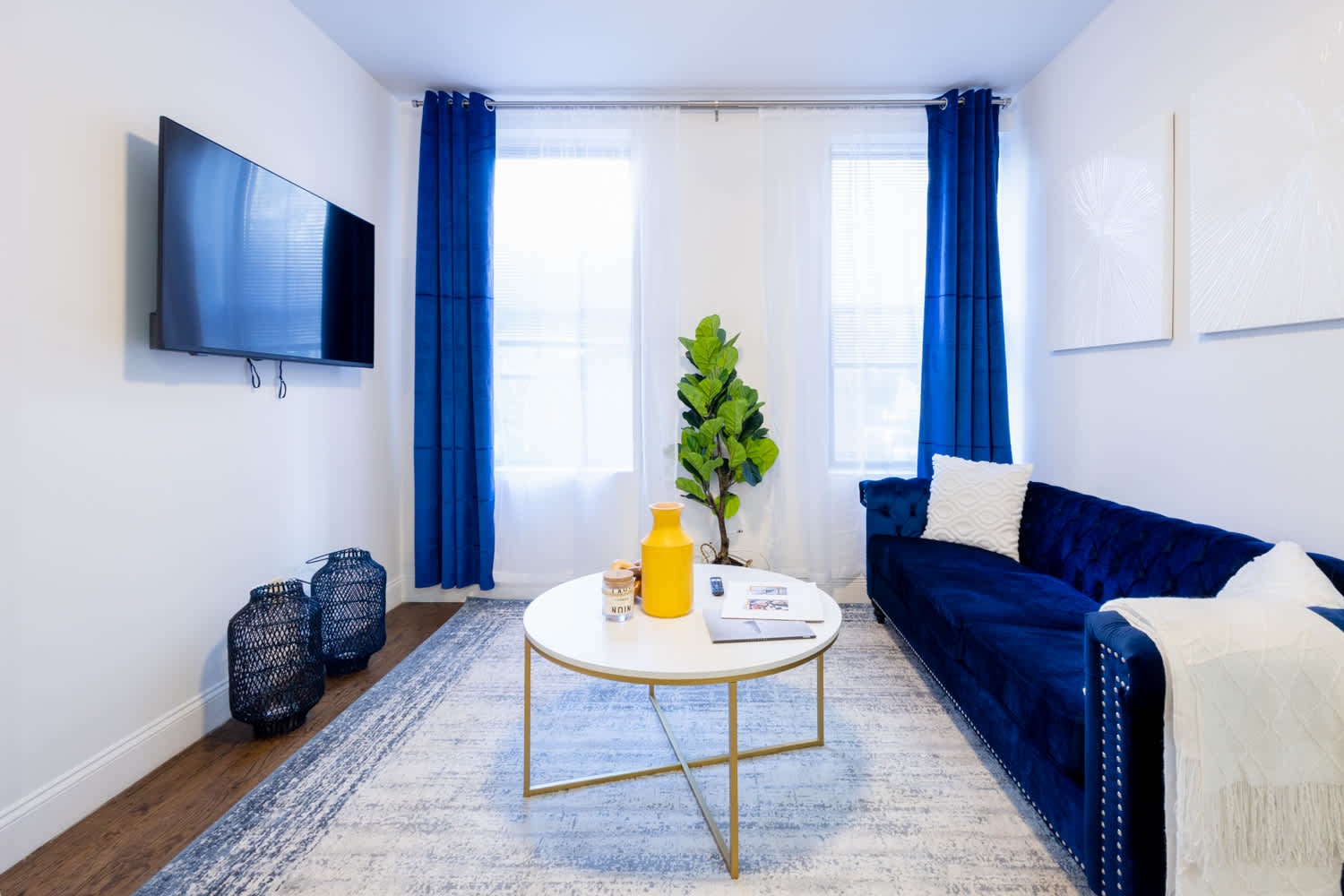 1435-2 3 Bedrooms 2 Bath W/D UES 5