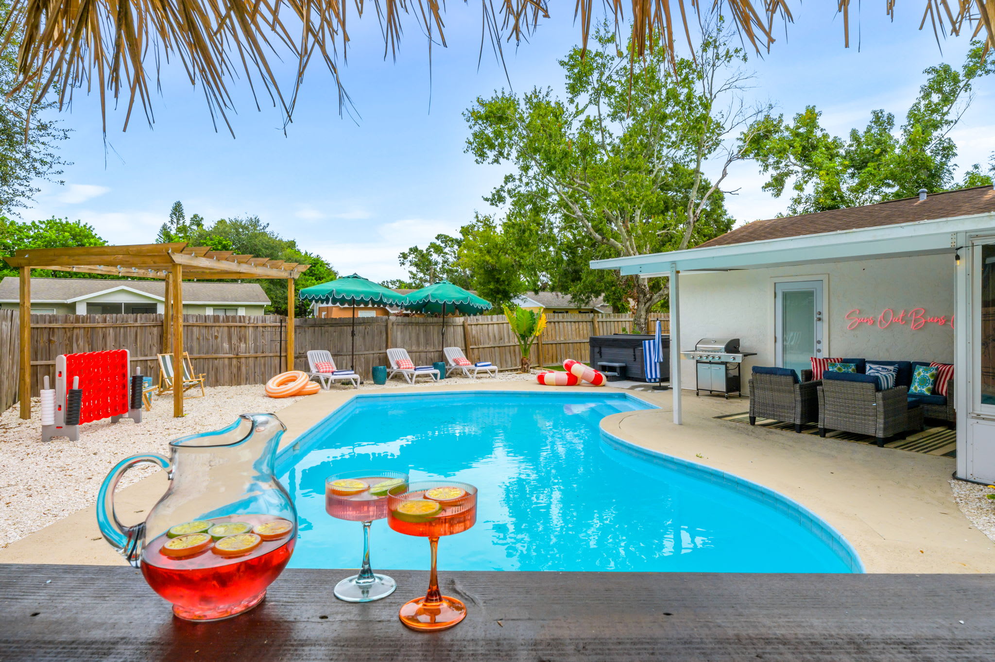 Resort Style Backyard Tiki Bar Pool Hot Tub — Largo, FL — vacation rental