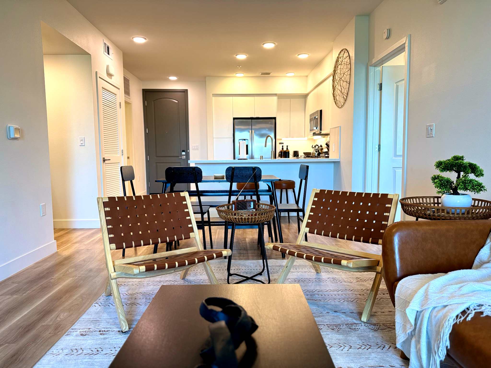 Luxury Apartment 10 Min to Disneyland | Pool & Gym - Photo 48