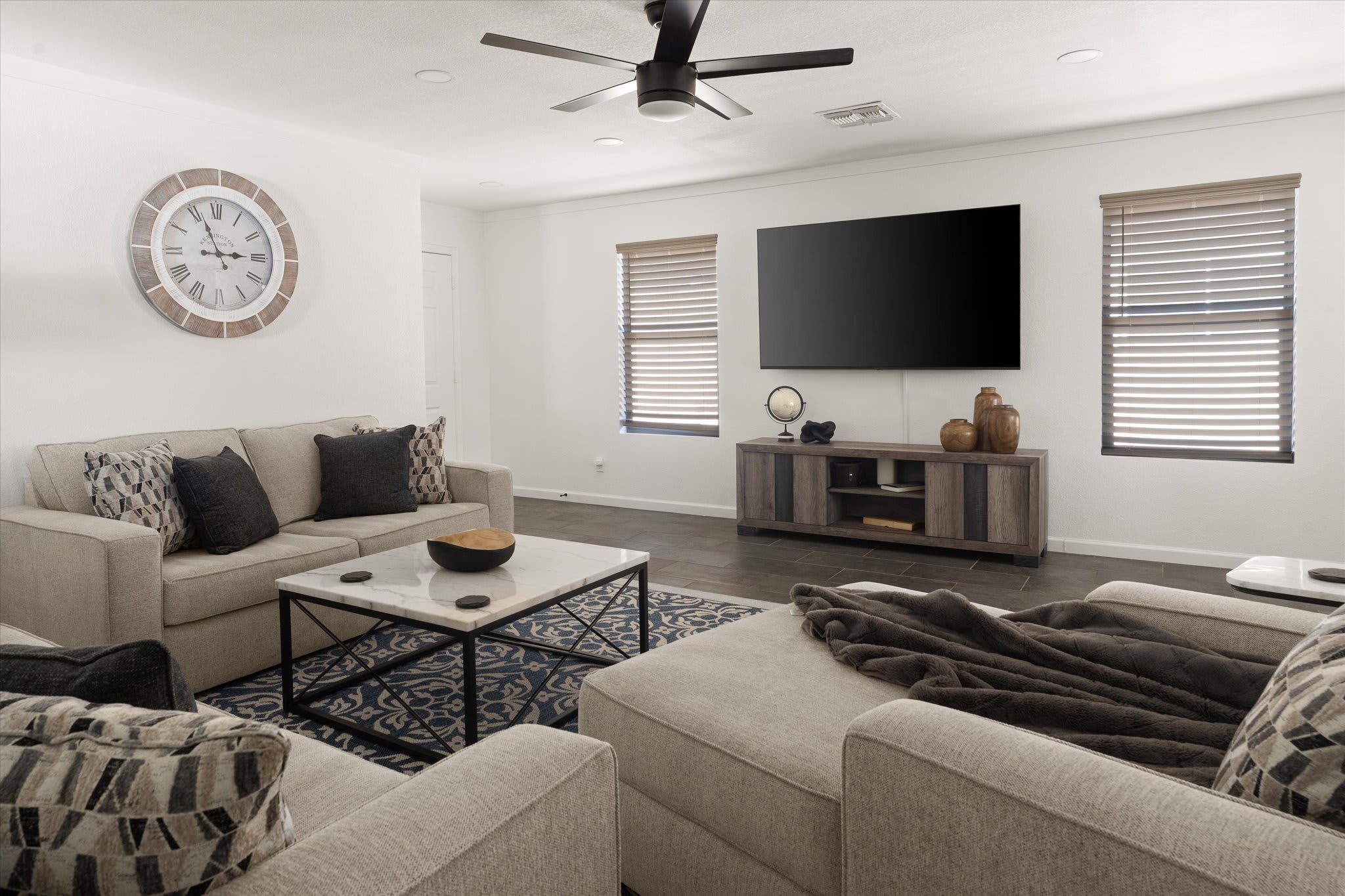 Mesa Oasis • Private Pool • Fire Pit • Sleeps 6 6