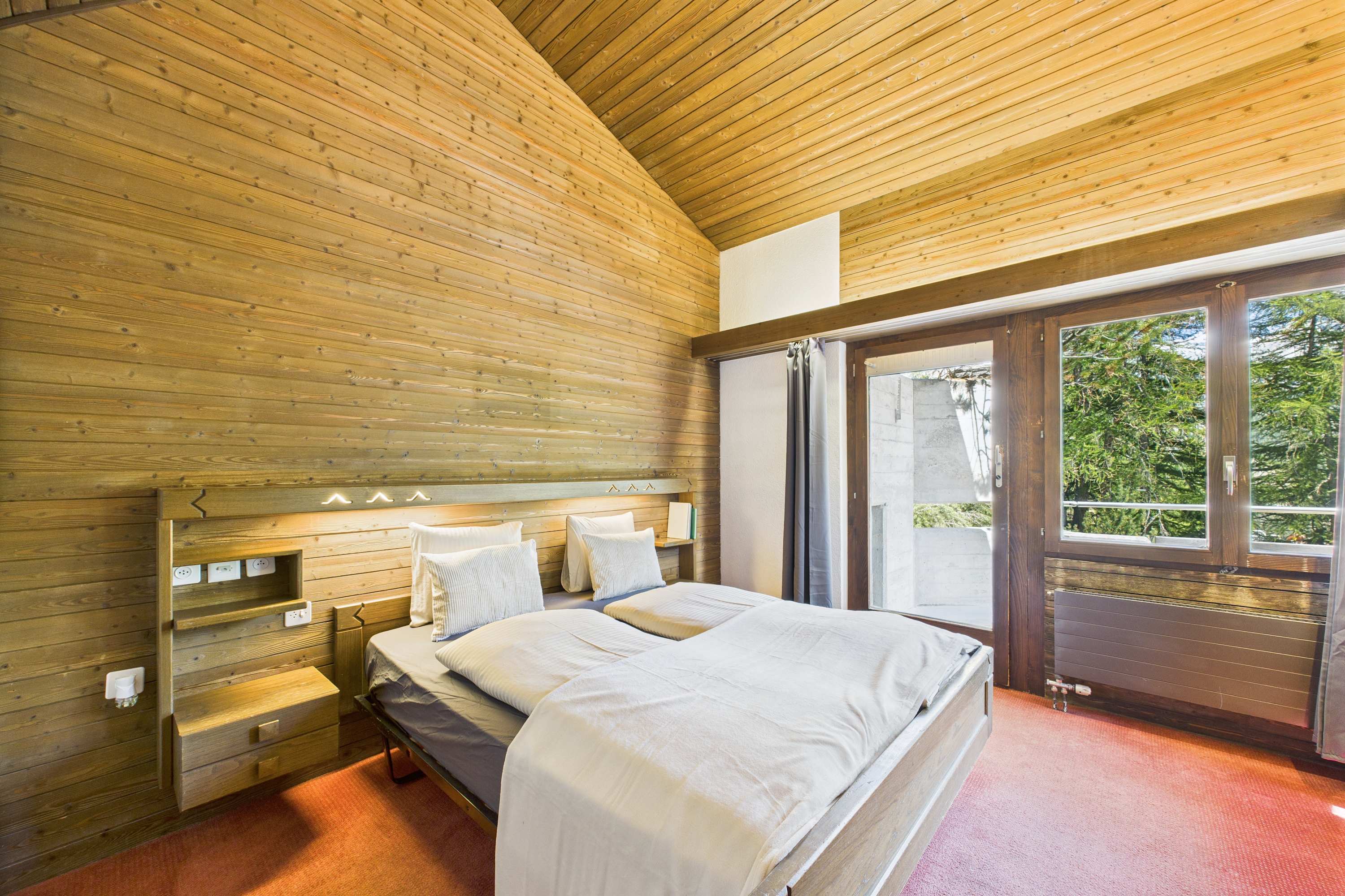 Central Double Room in Saas-Fee | Self Check-in — 10