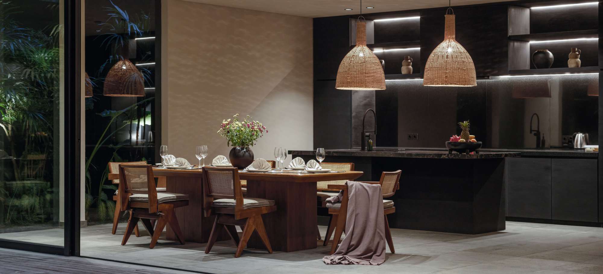 Black Villas Canggu by OXO