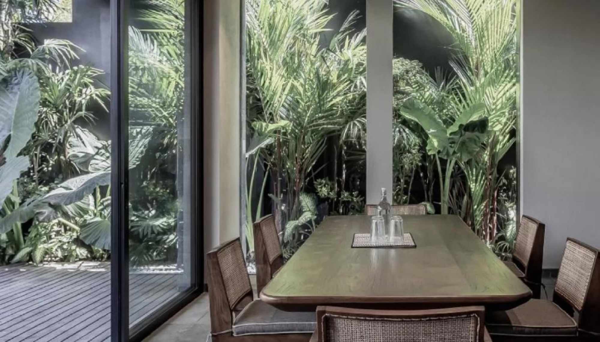 Black Villas Canggu by OXO