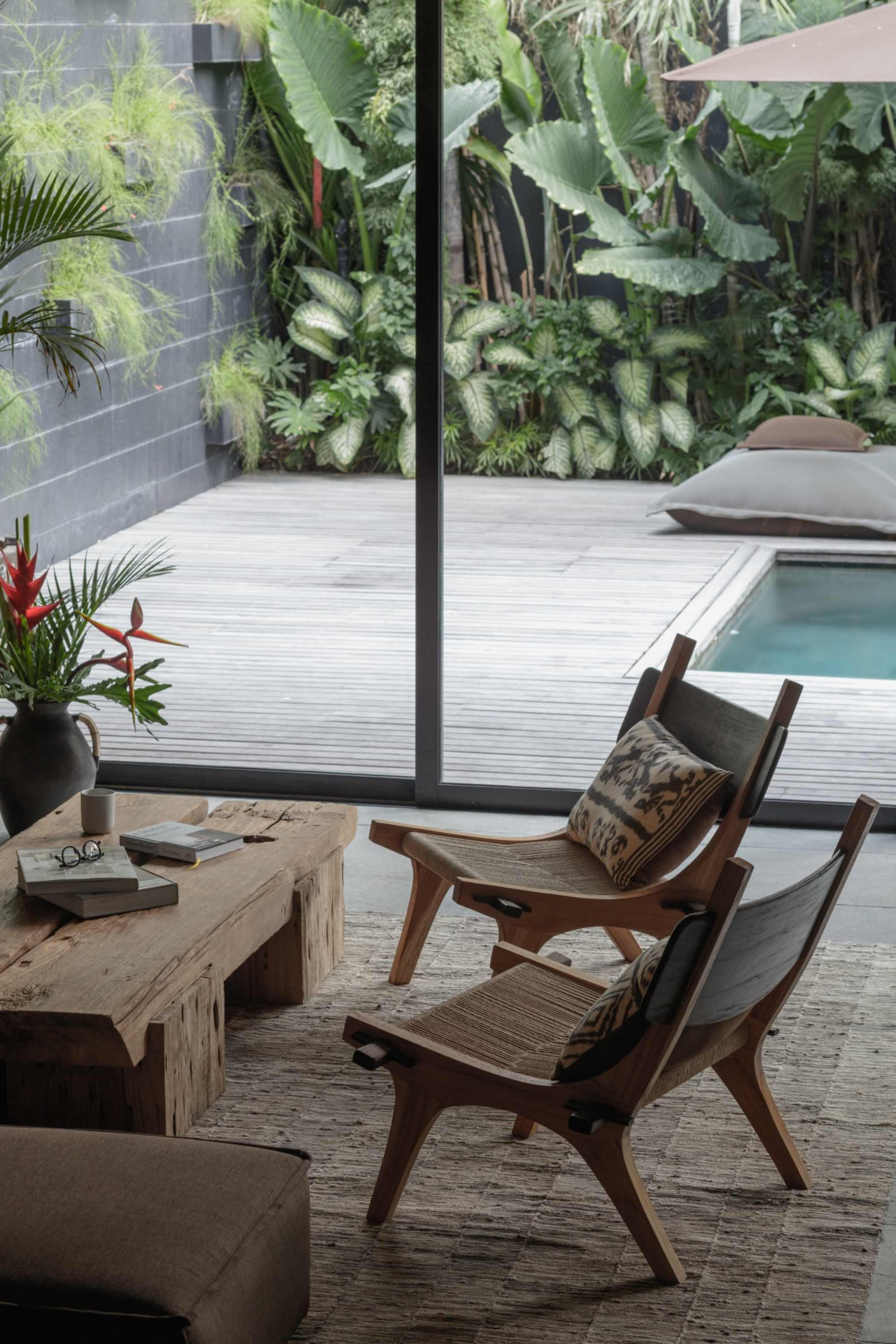Black Villas Canggu by OXO
