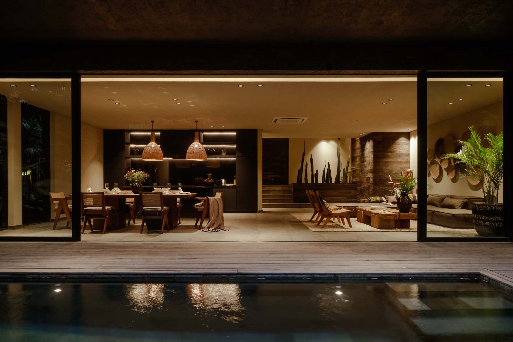 Black Villas Canggu by OXO
