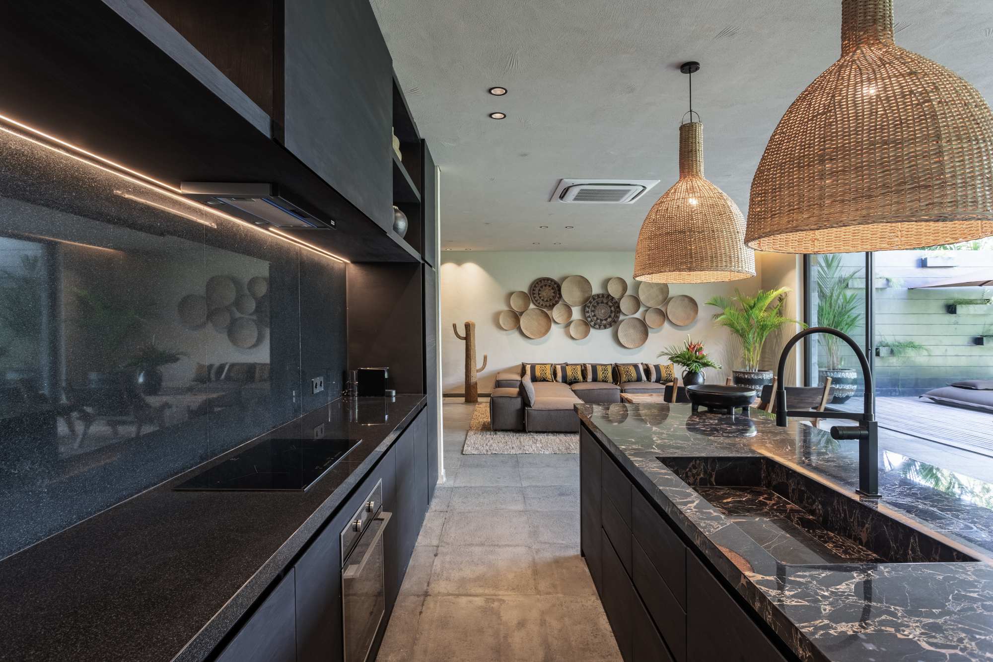 Black Villas Canggu by OXO