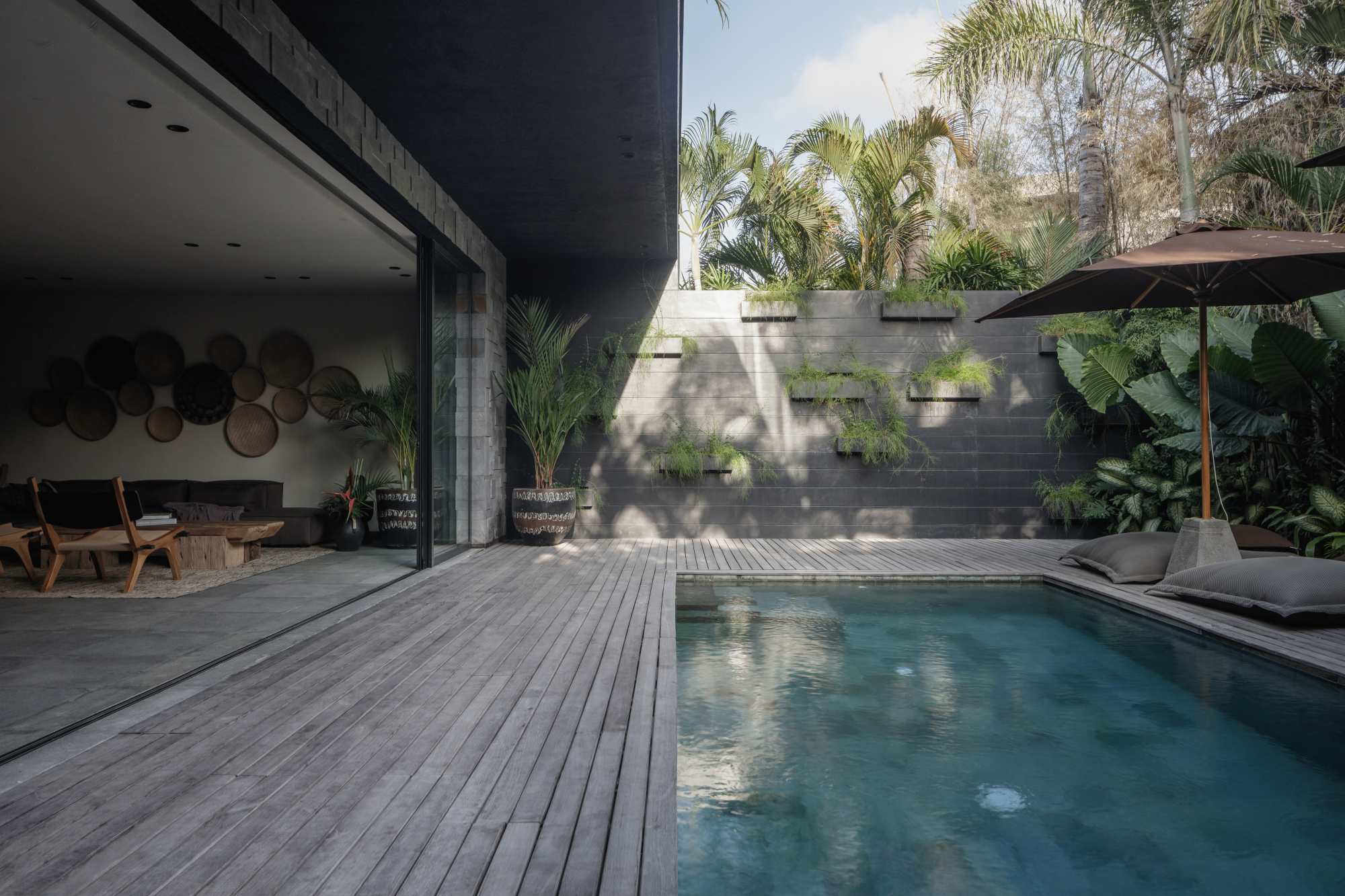 Black Villas Canggu by OXO