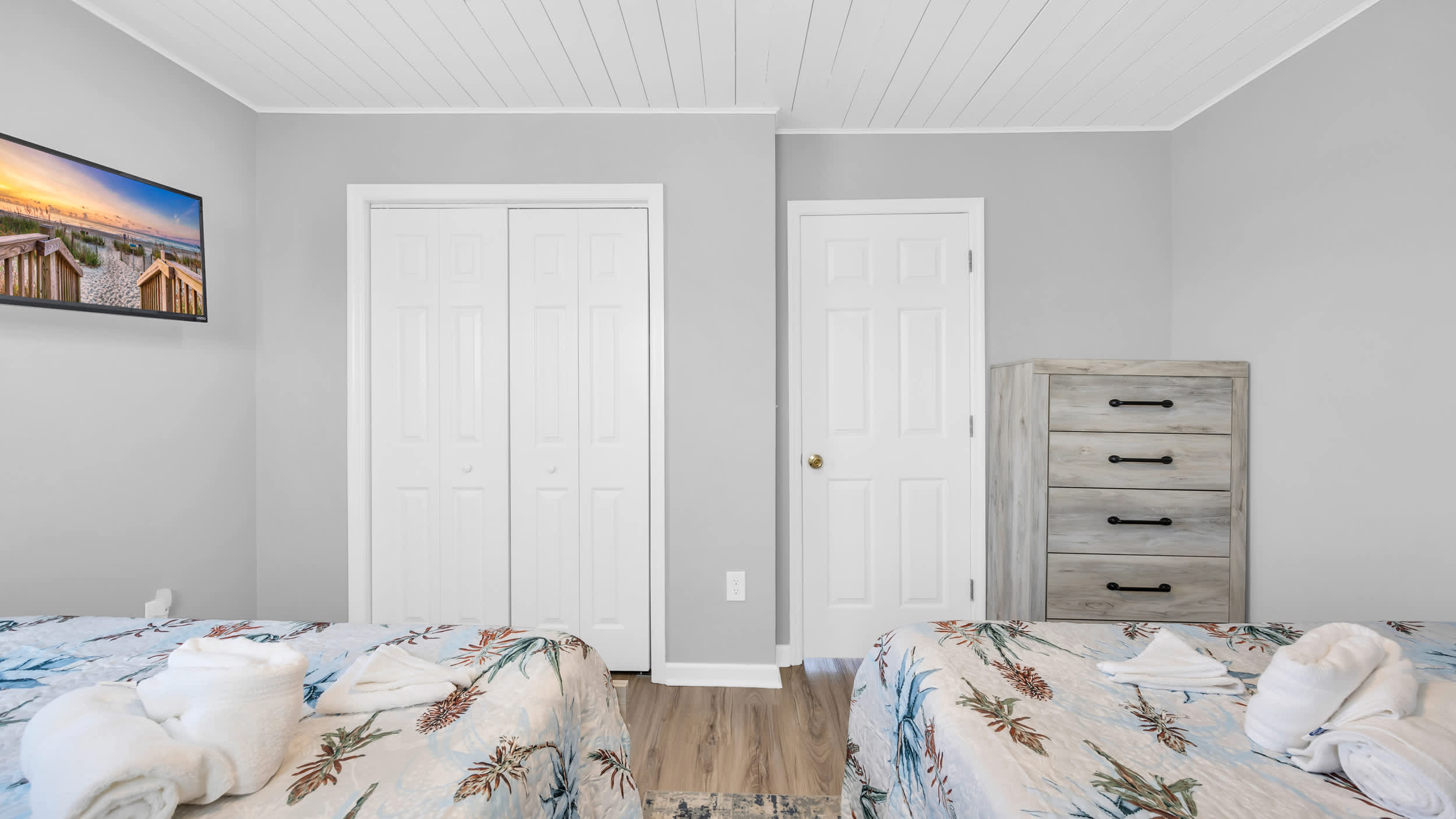 Captain's Cove - Inlet Views w Pool n Casita