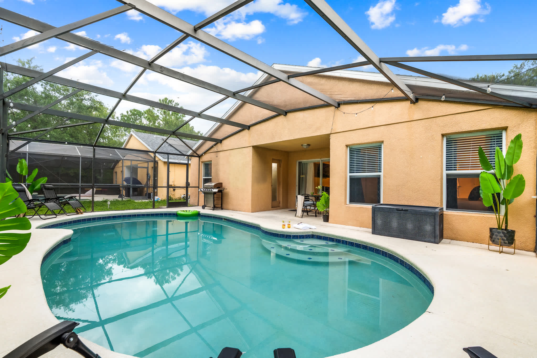 The Sunny | Theme Parks • Heated Pool • Grill — Davenport, FL — vacation rental