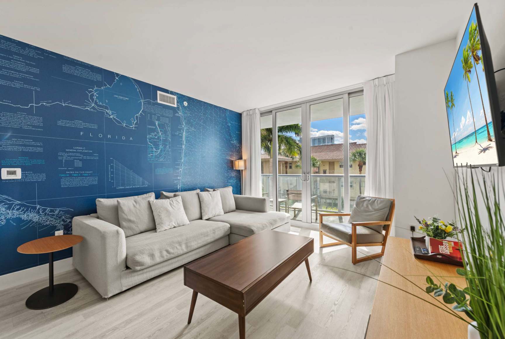 Prime Location - Beachside Services - 3rd Floor 3