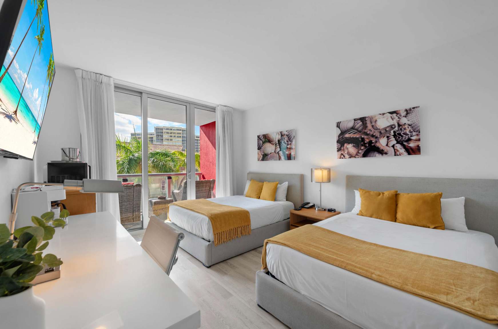 Prime Location - Beachside Services - 3rd Floor 5