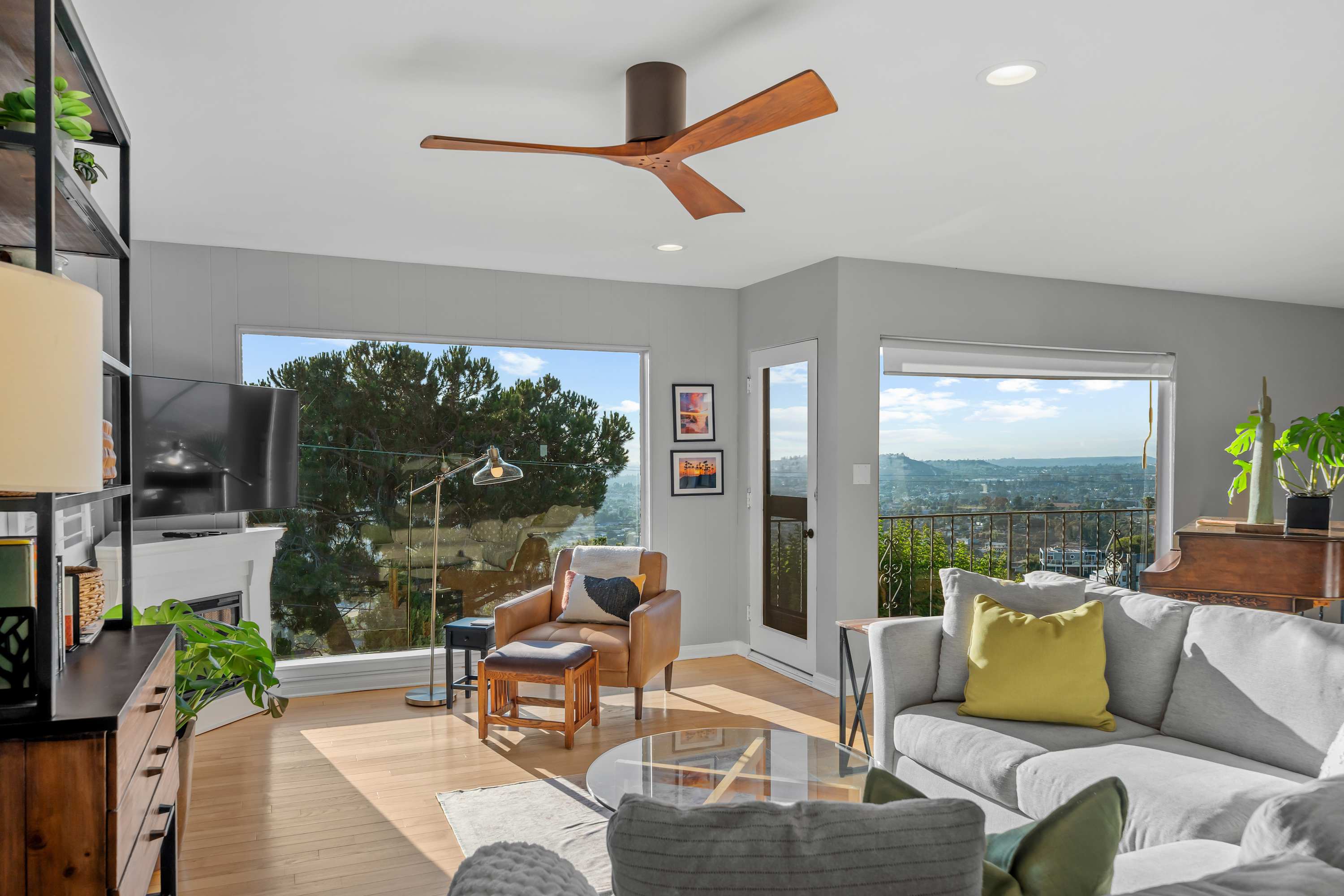 La Mesa Lookout with AC, BBQ, Firepit, Pet Friendly