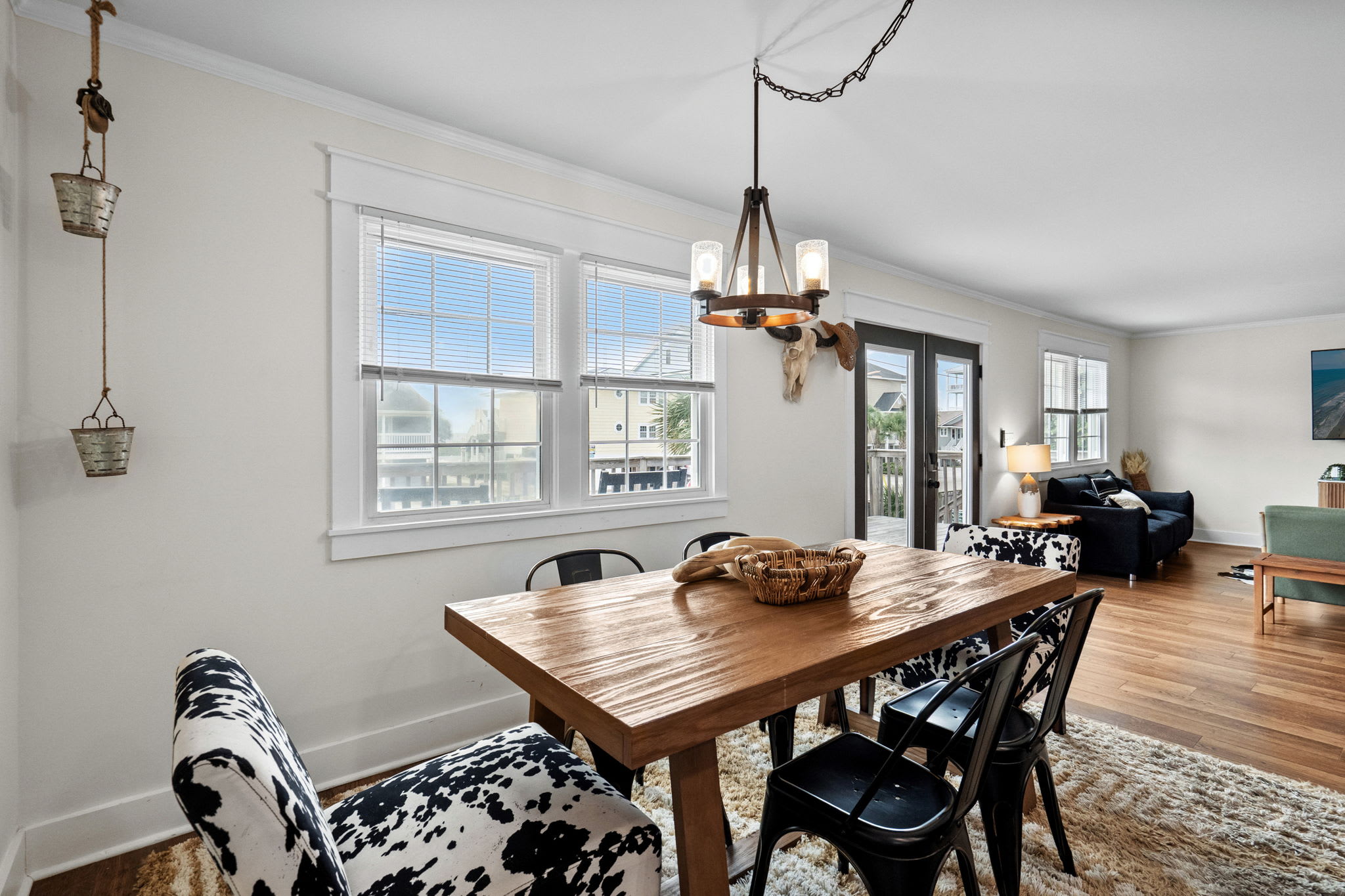 Dining table with seating for six.