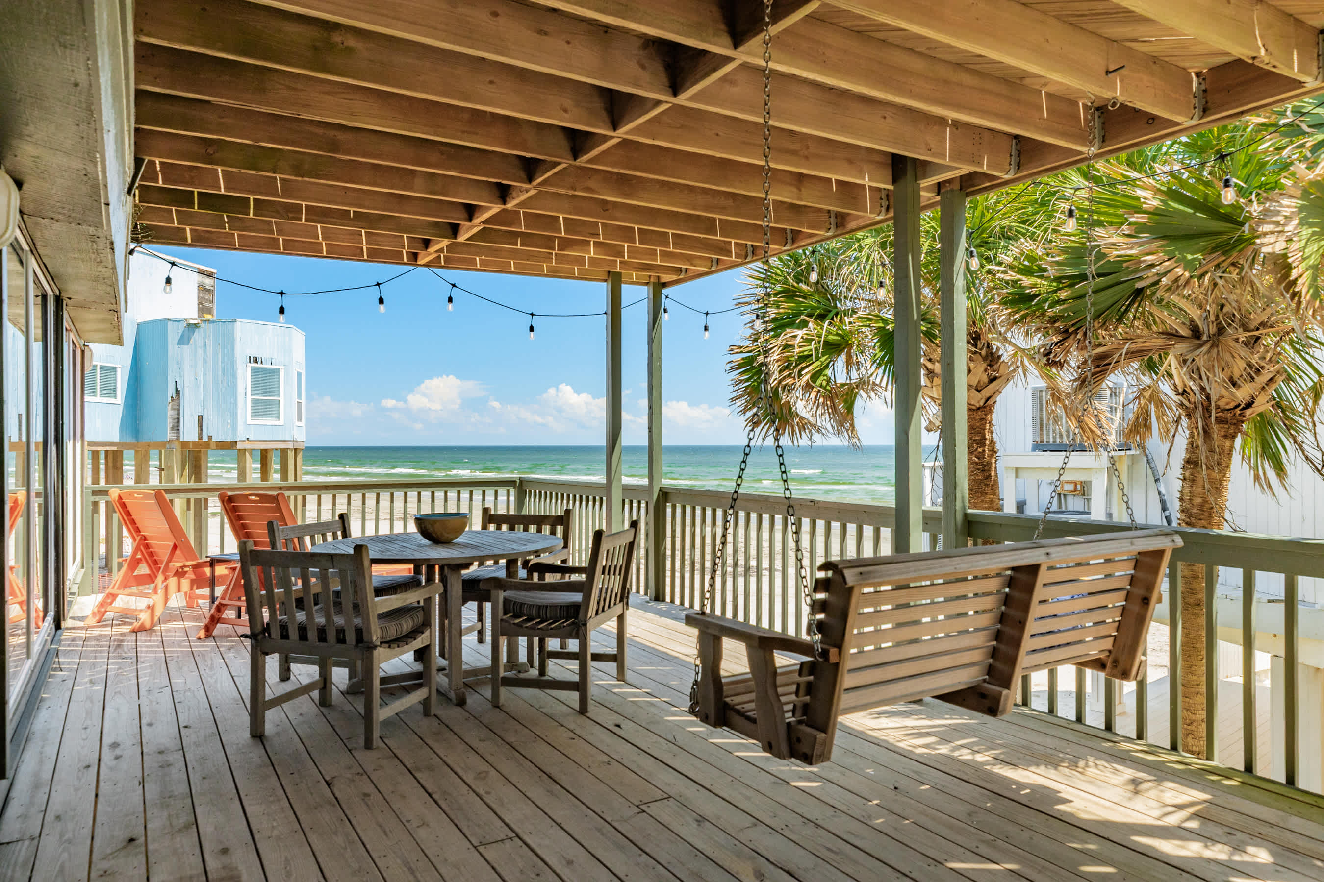 Scoobys Beachside Sit Stay Beach Day Steps Away | Photo 2