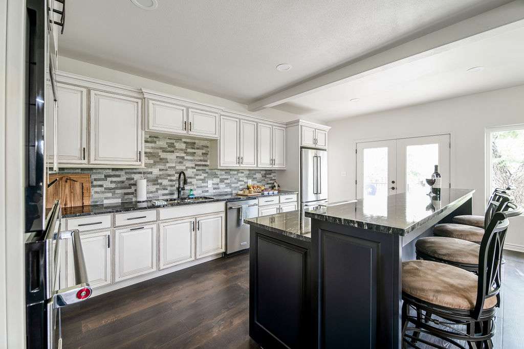 Charming Farmhouse | Photo 12