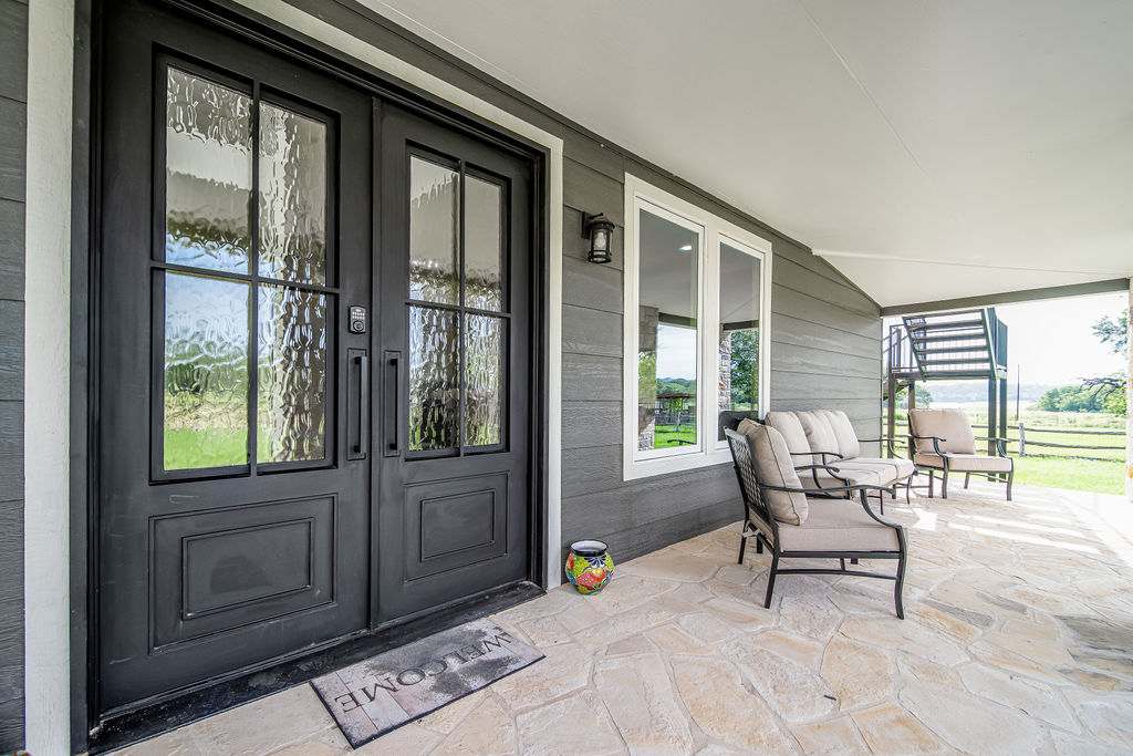 Charming Farmhouse | Photo 6