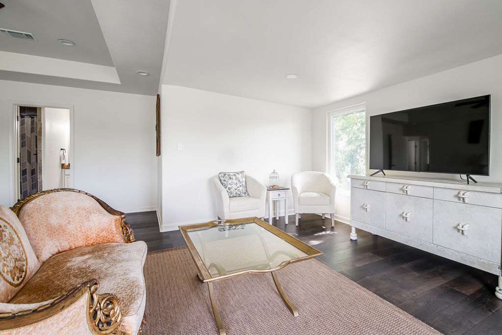 Charming Farmhouse | Photo 35