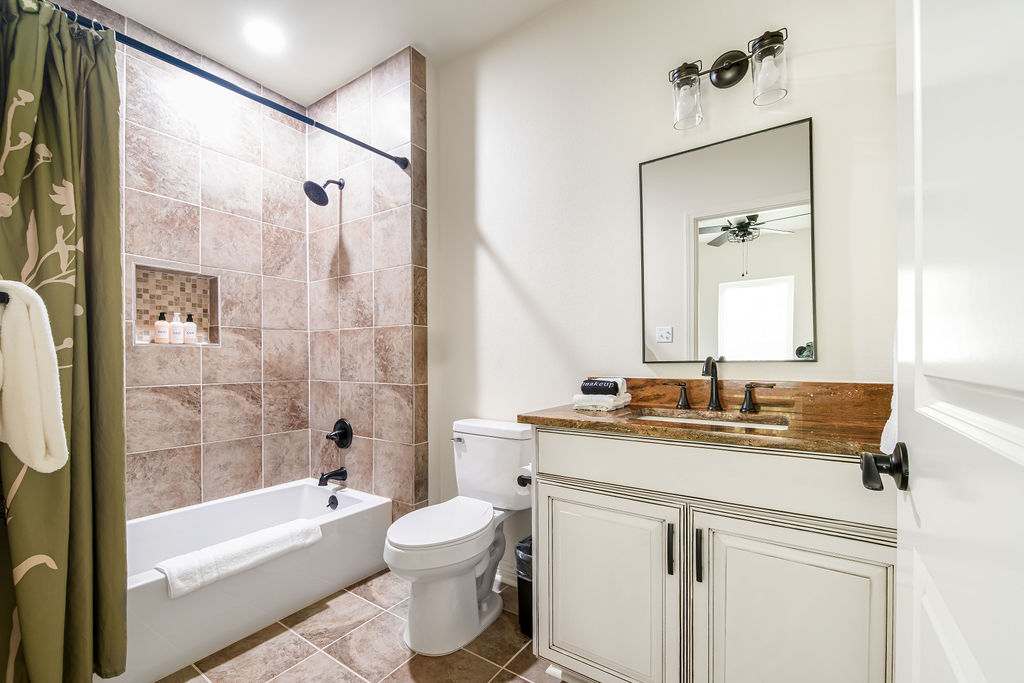 Charming Farmhouse | Photo 22