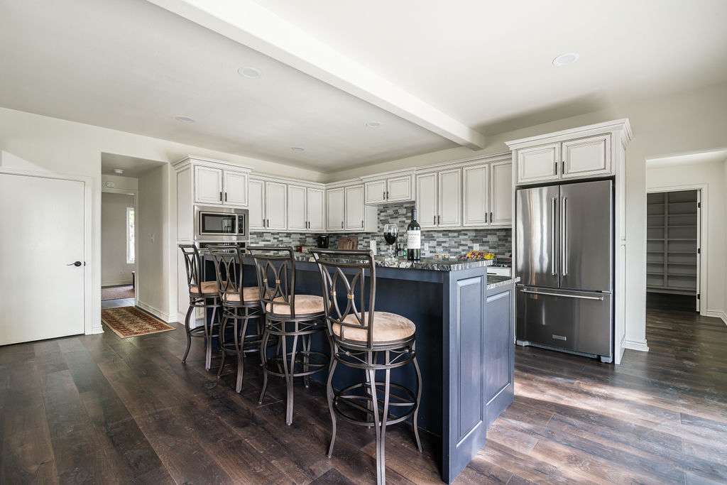 Charming Farmhouse | Photo 15