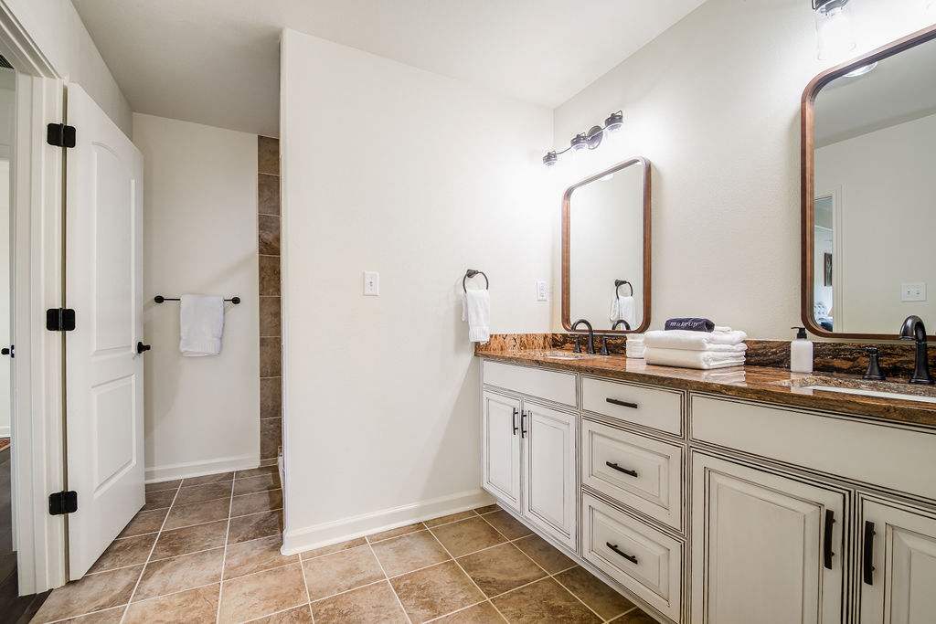 Charming Farmhouse | Photo 39