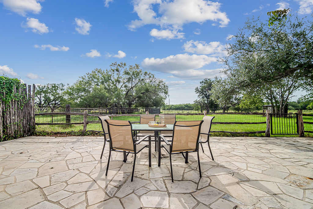 Charming Farmhouse | Photo 49