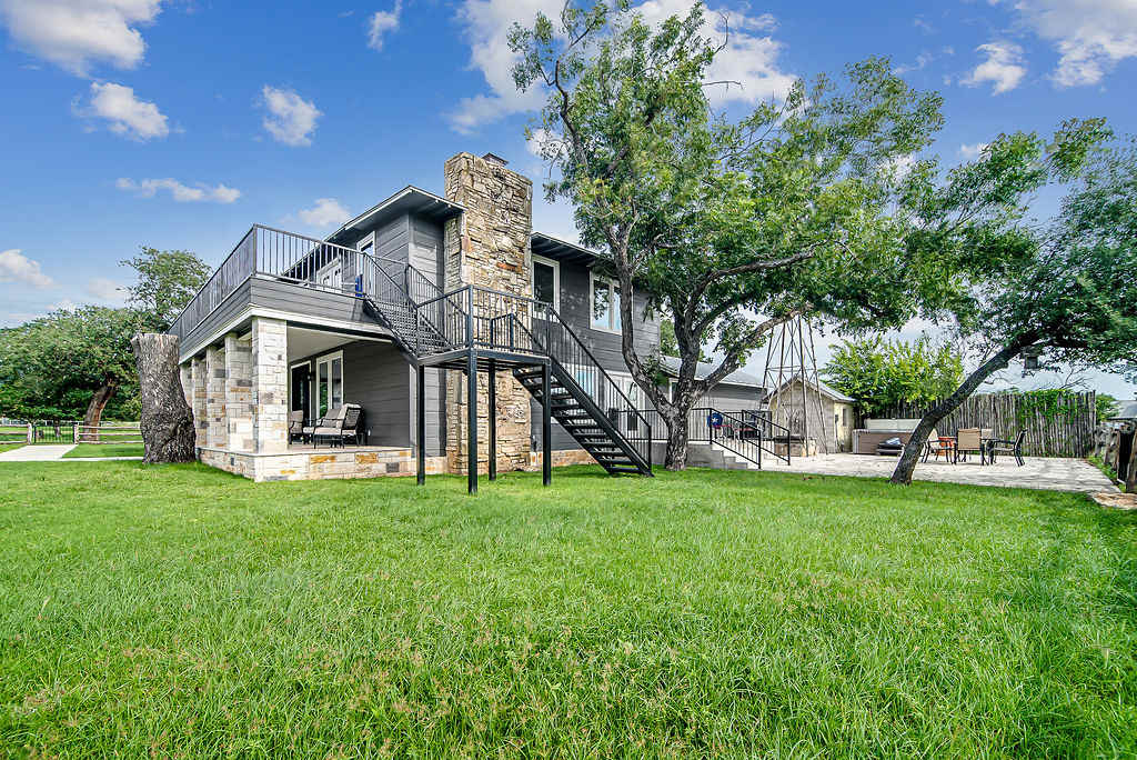 Charming Farmhouse | Photo 53