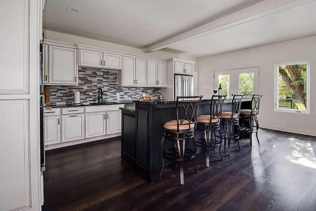 Charming Farmhouse | Photo 16