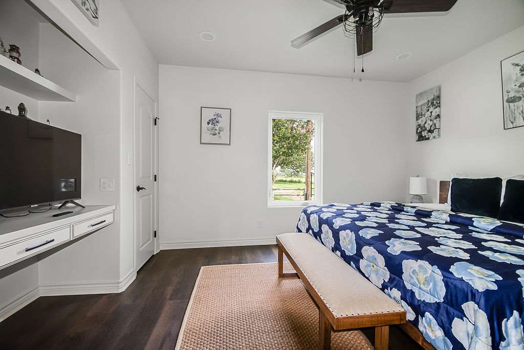 Charming Farmhouse | Photo 23