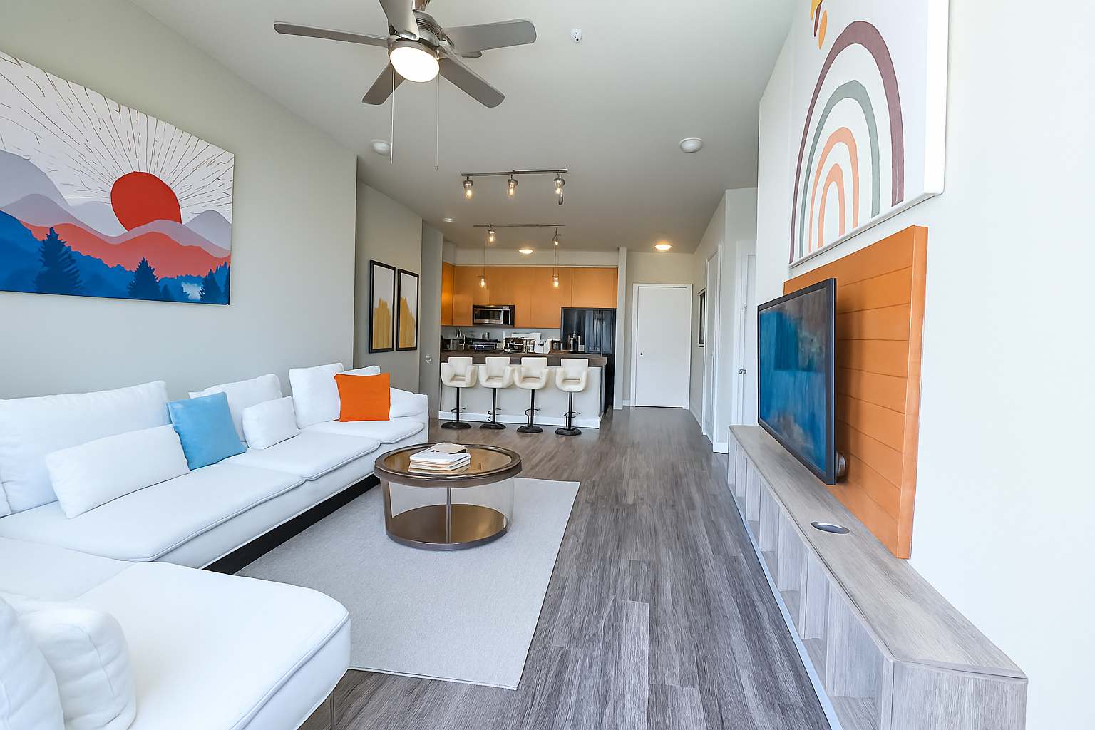 Poolside Retreat And Modern Design - Stylish Oasis - アメリカ ヒューストン