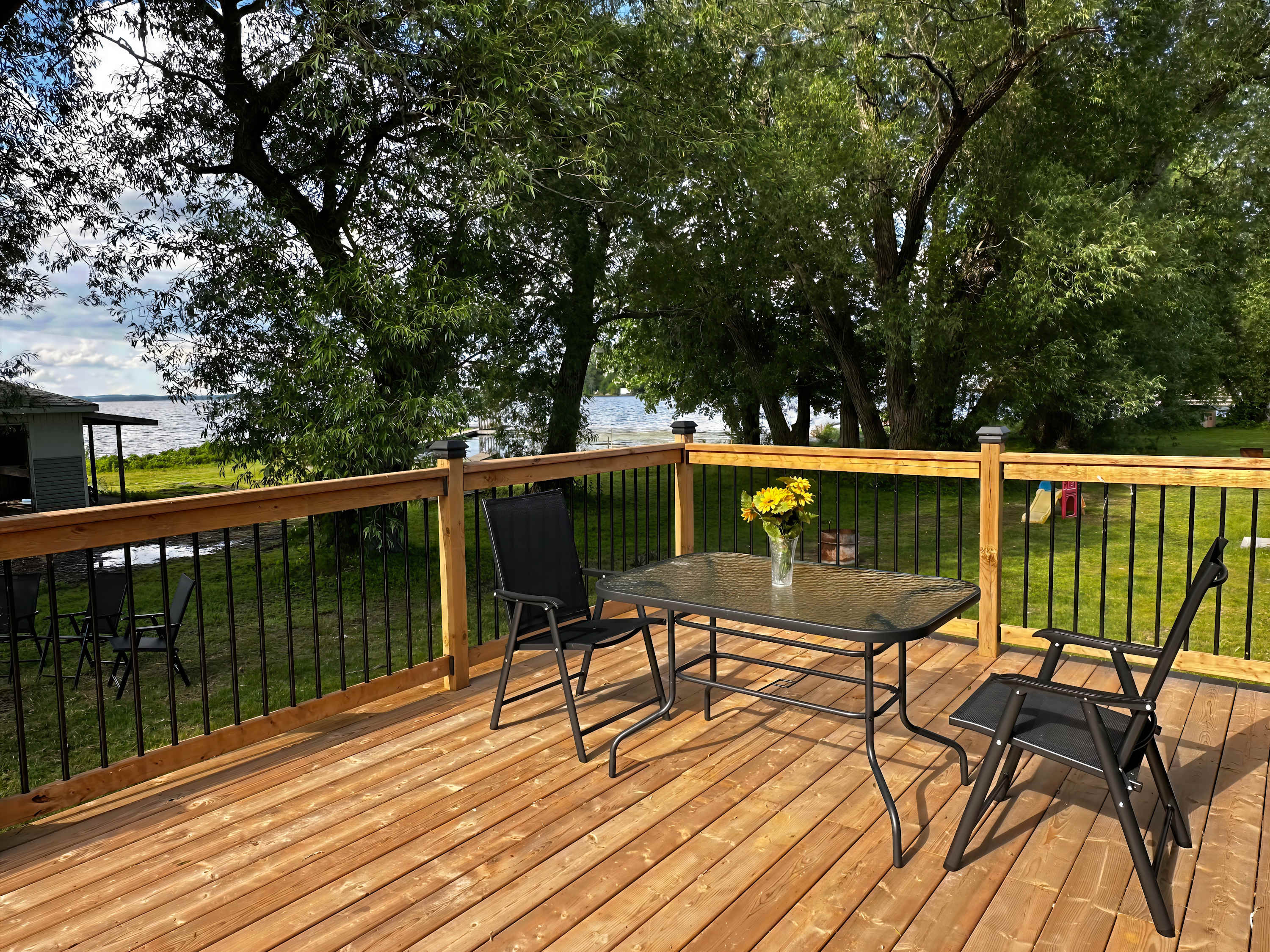 2-bedroom Lake Front Cottage in Harwood, ON #3
