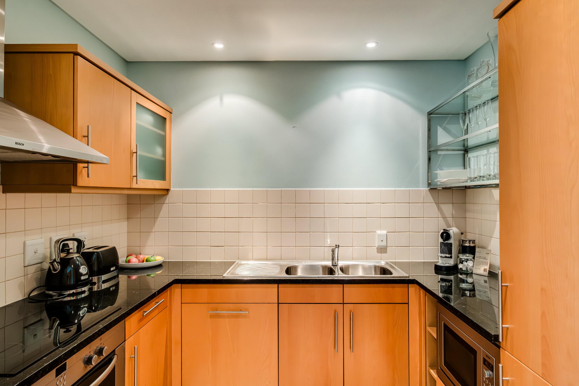 Secure 2bed Apartment in the Marina Carradale 002 8