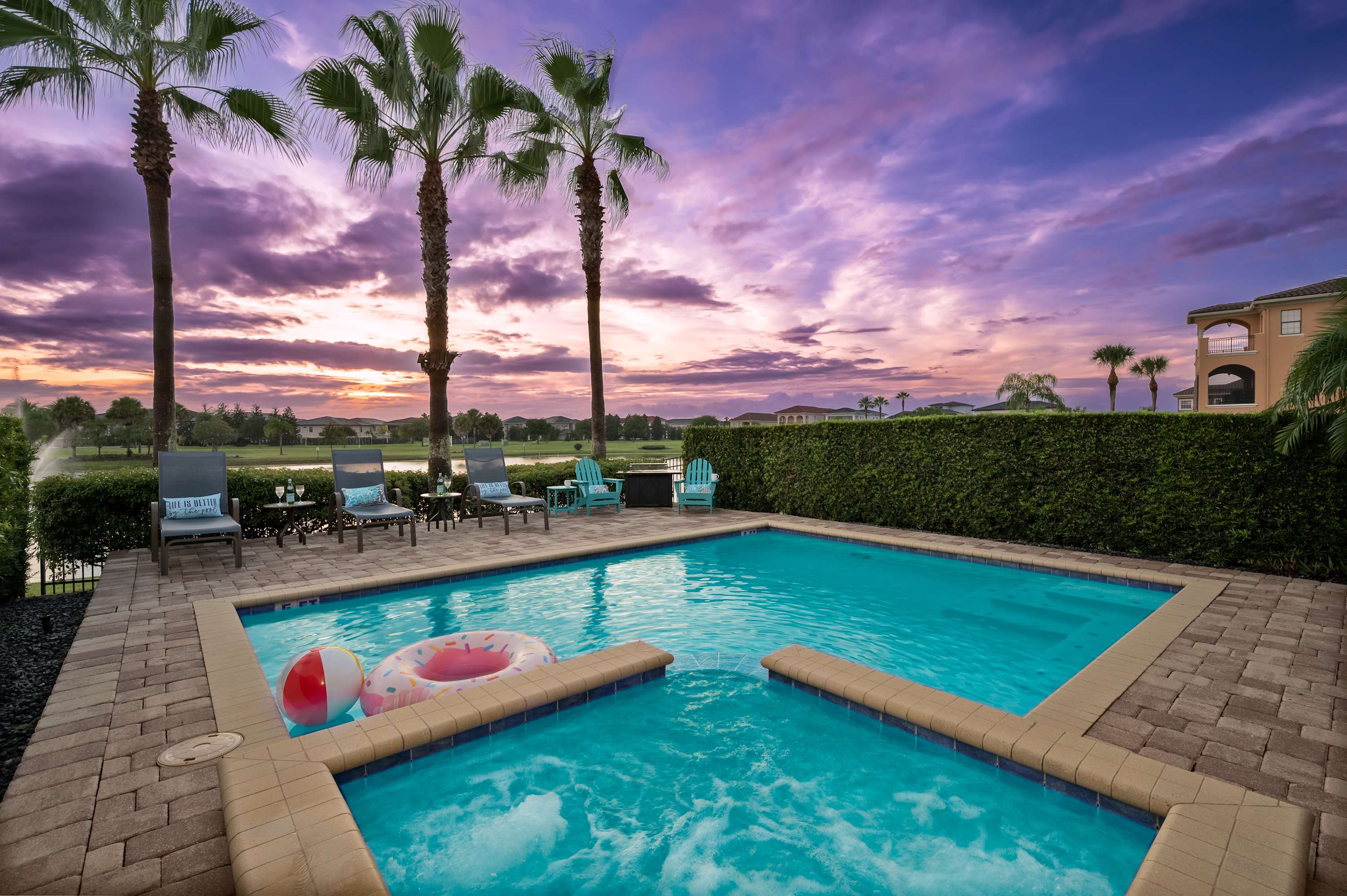 Luxury villa w/pool & theater near Disney