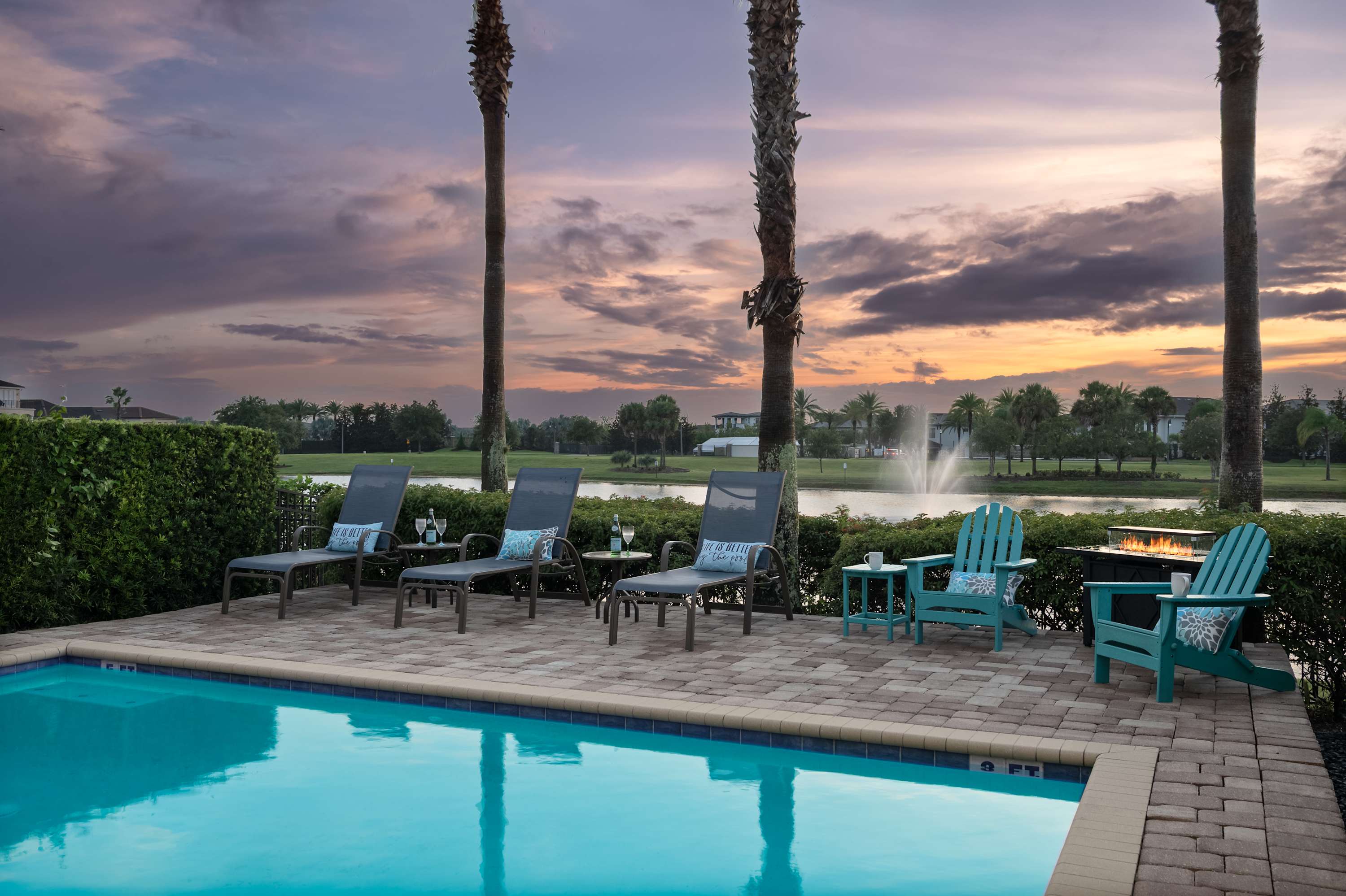 Luxury villa w/pool & theater near Disney