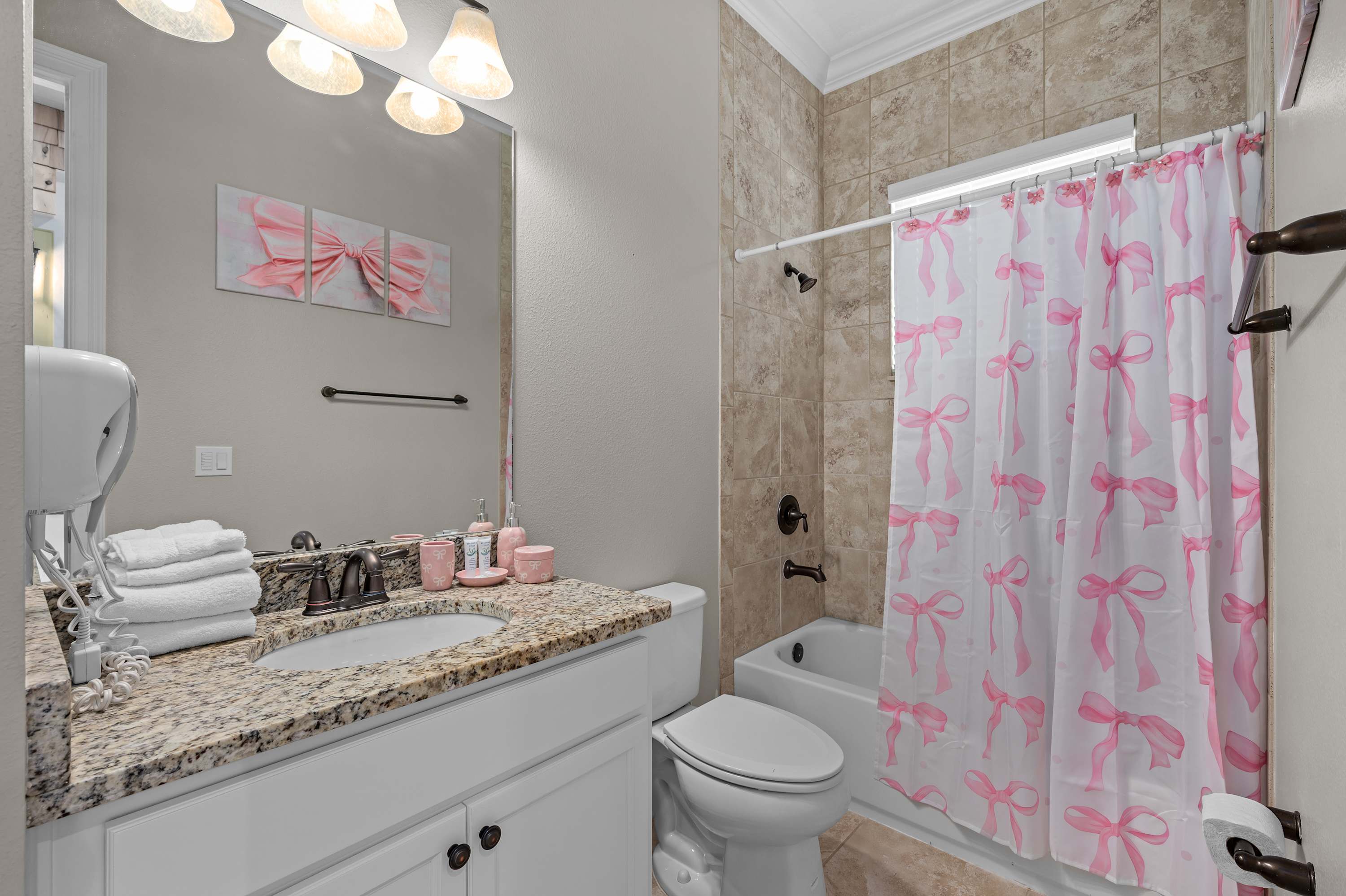 Luxury villa w/pool & theater near Disney