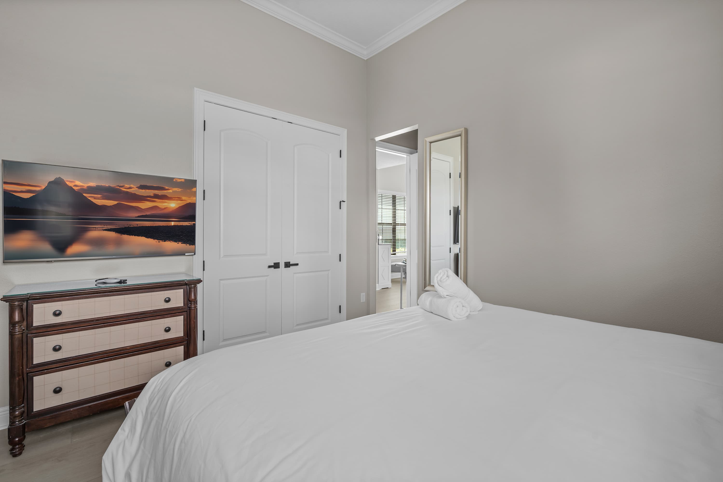 Luxury villa w/pool & theater near Disney