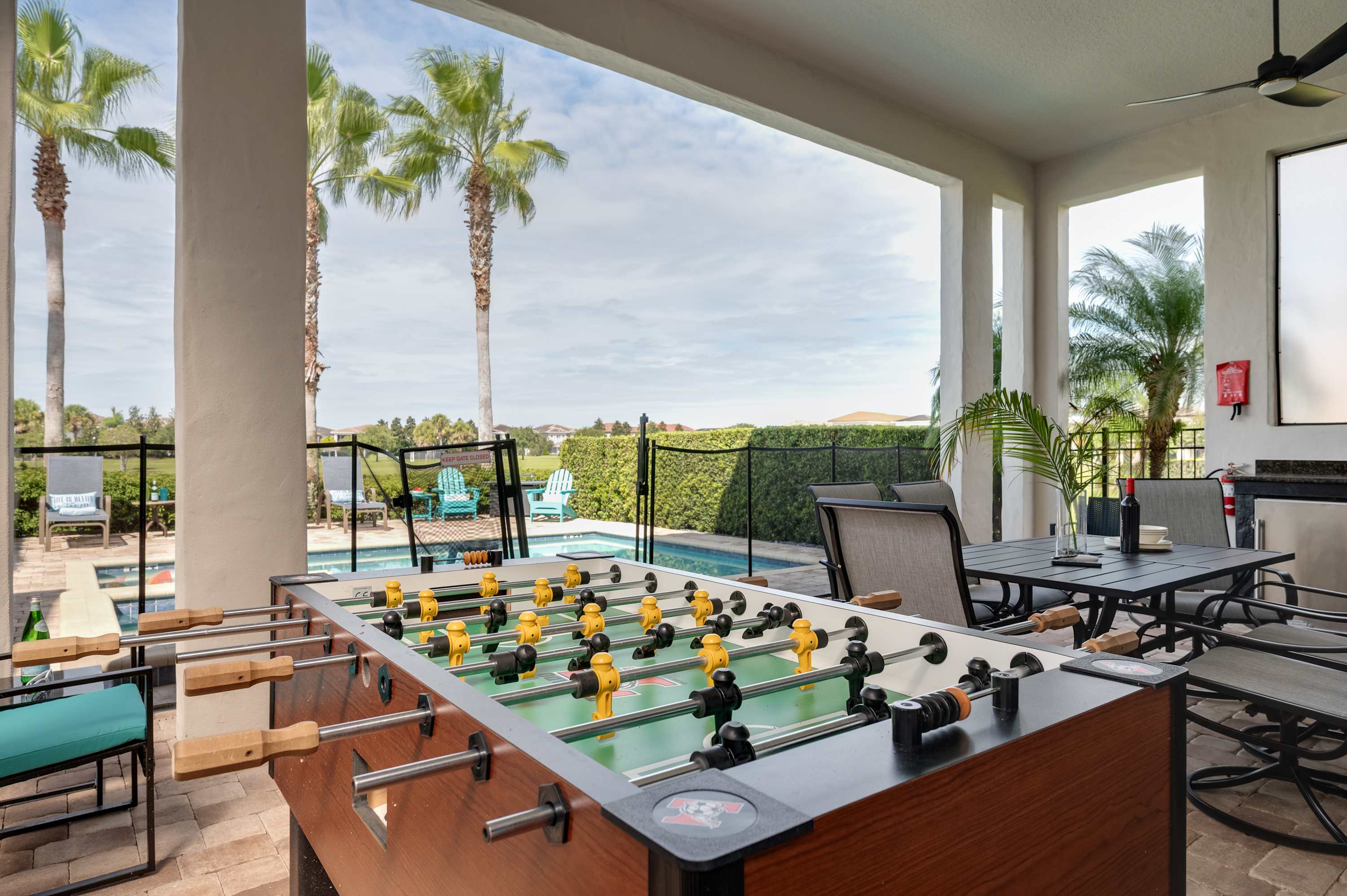 Luxury villa w/pool & theater near Disney