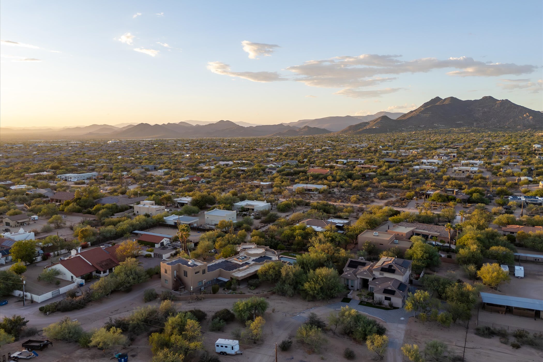 Cave Creek Luxe • 5BR w/ Casita • Pool & Views! 6