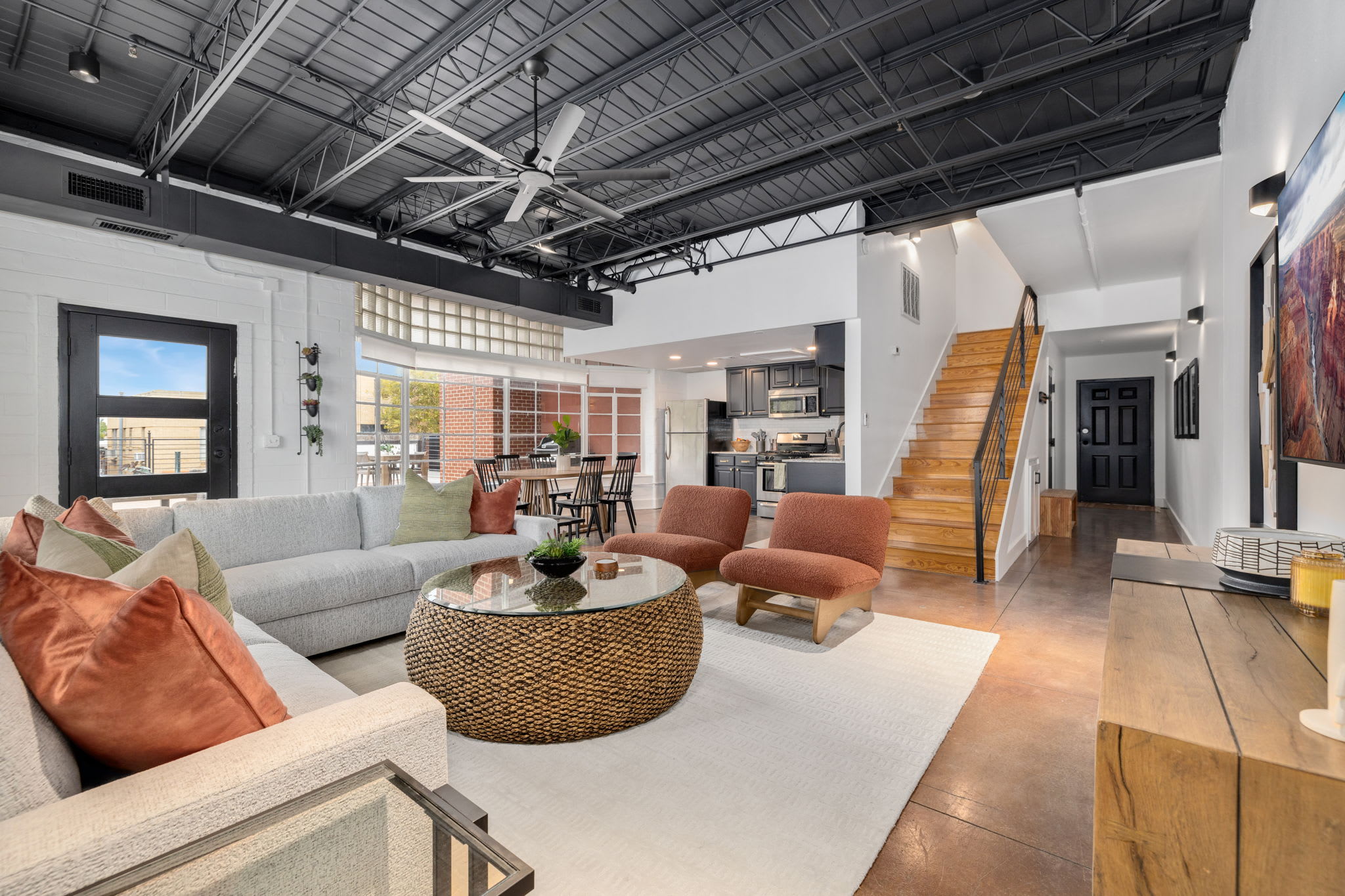 Brick & Beam on Dickson Street - .06 miles to the U of A   — Fayetteville, AR — vacation rental