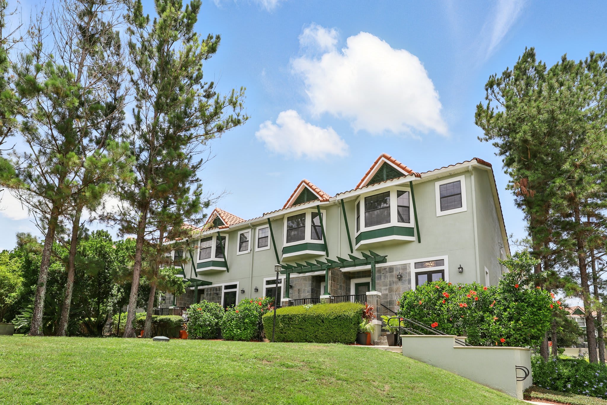 Epic 4BR Townhome w Harry Potter Moana Rooms Enchanted Garden | Photo 32