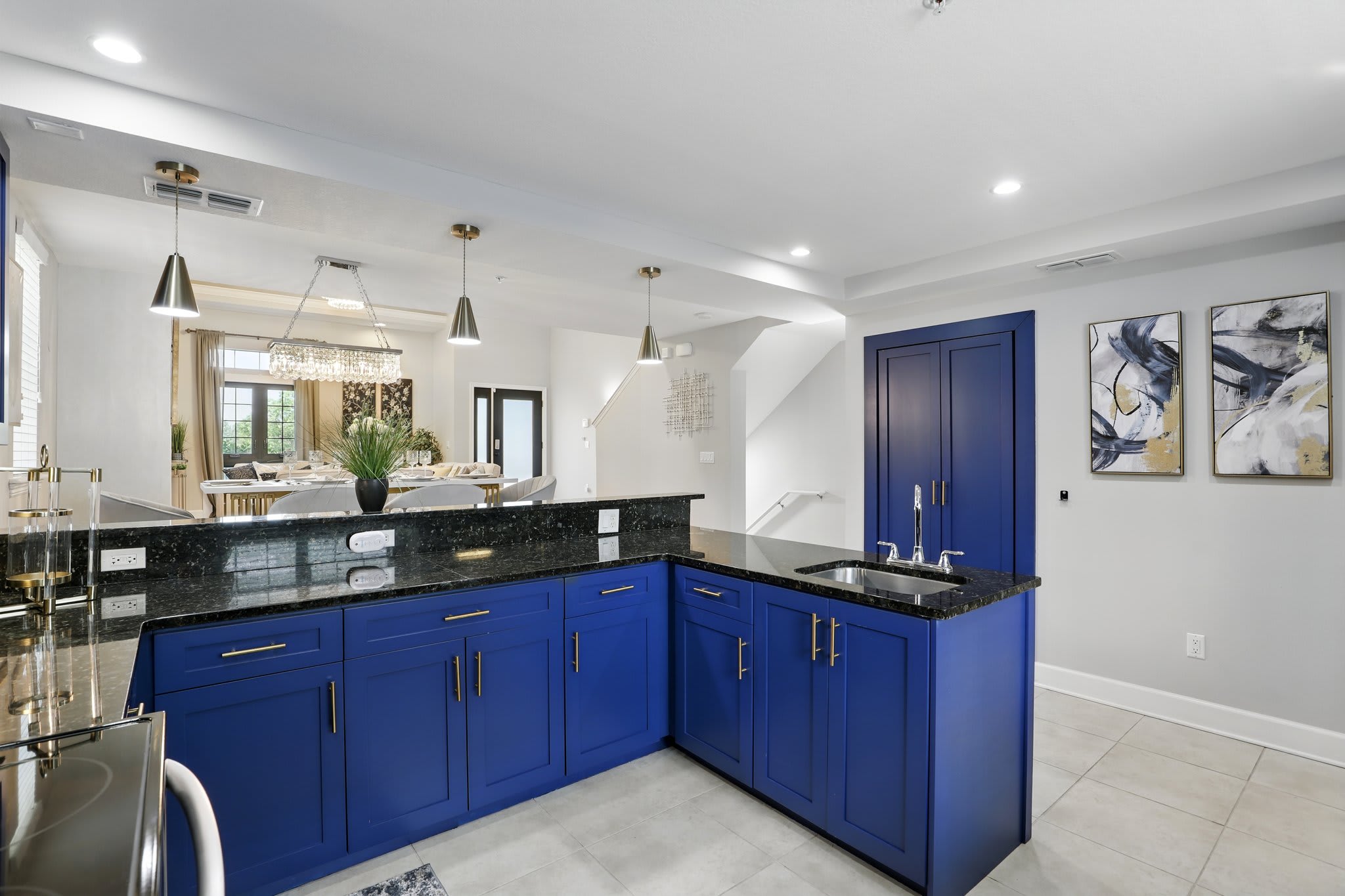 Epic 4BR Townhome w Harry Potter Moana Rooms Enchanted Garden | Photo 11