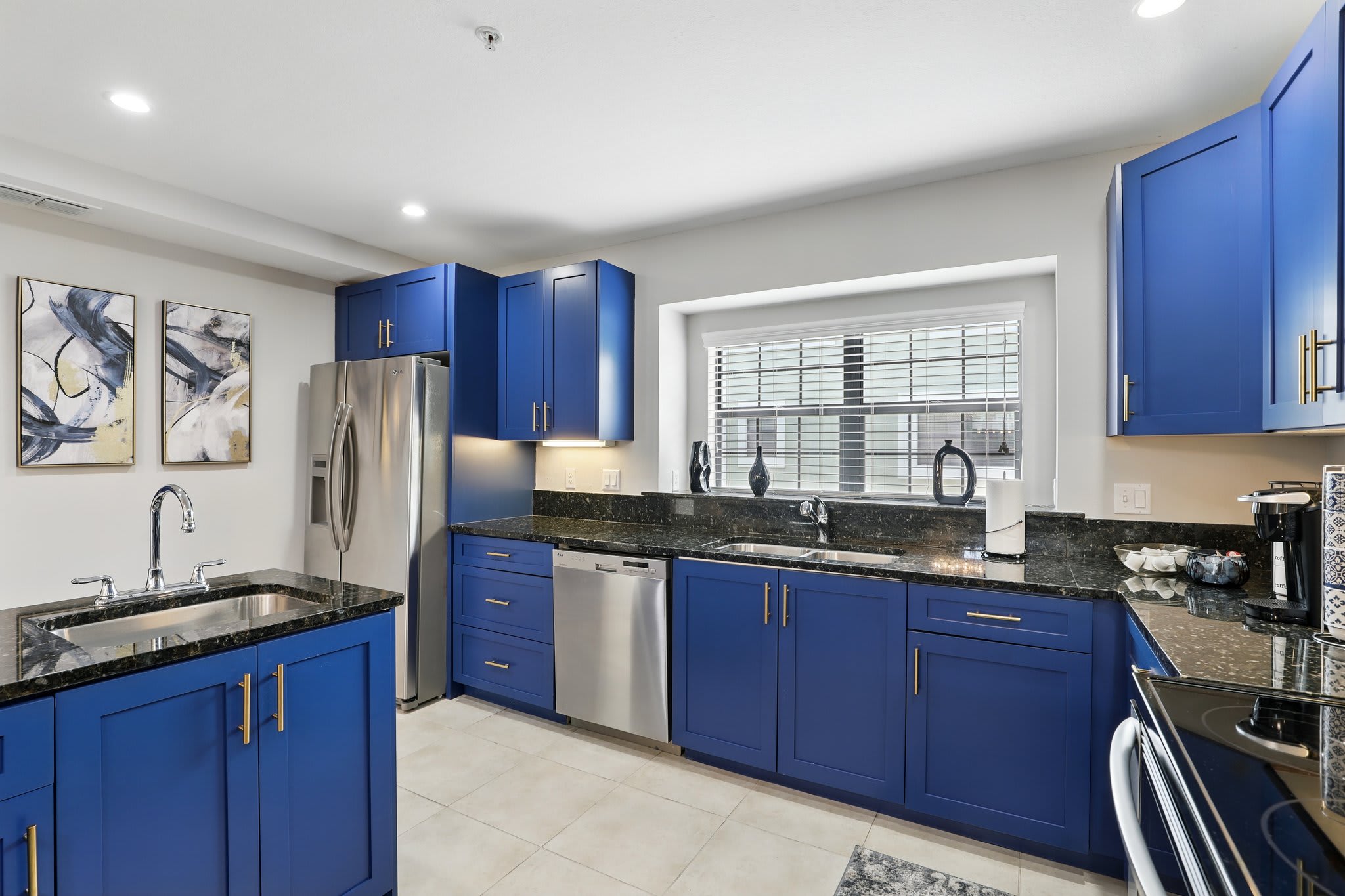 Epic 4BR Townhome w Harry Potter Moana Rooms Enchanted Garden | Photo 12