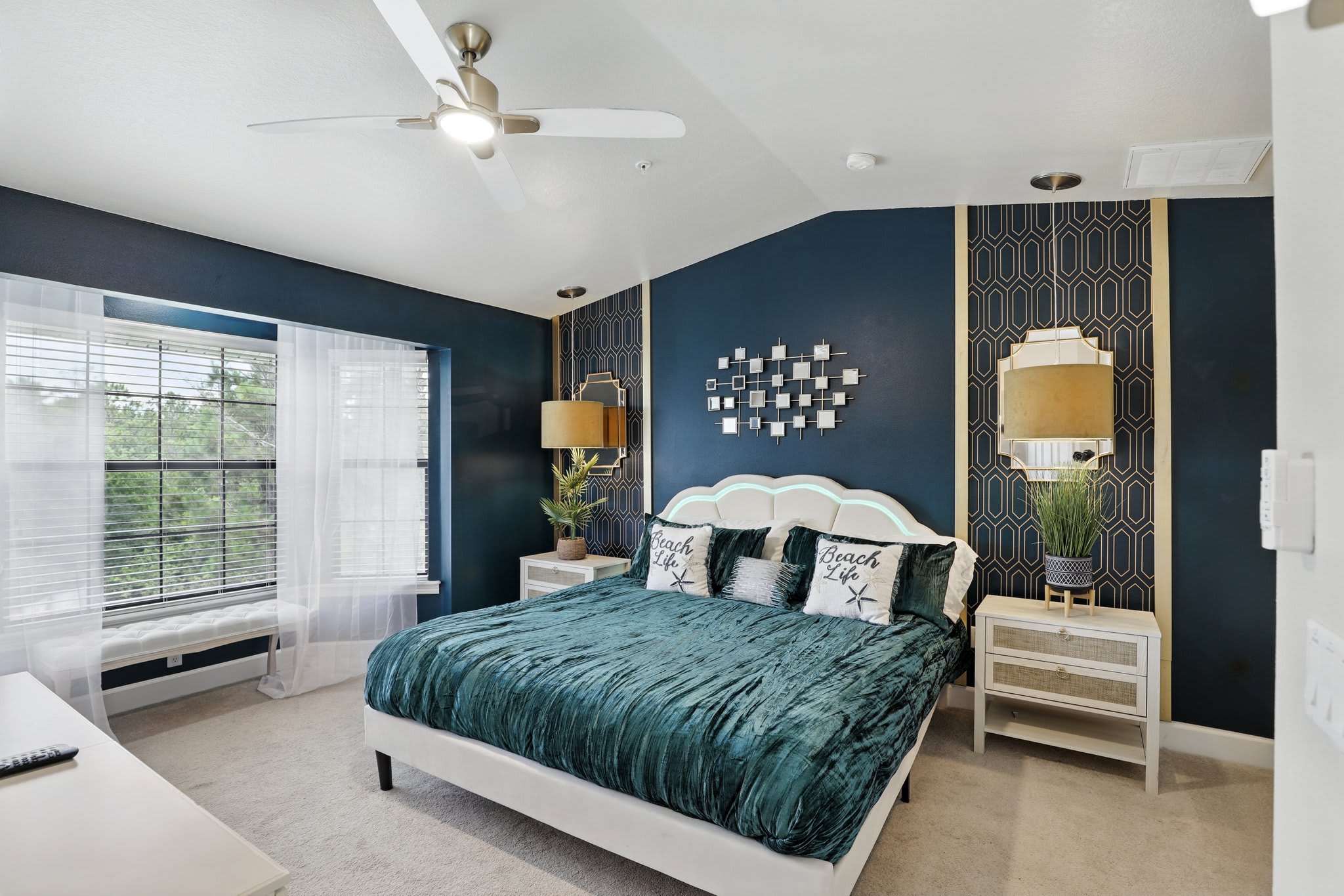 Epic 4BR Townhome w Harry Potter Moana Rooms Enchanted Garden | Photo 4