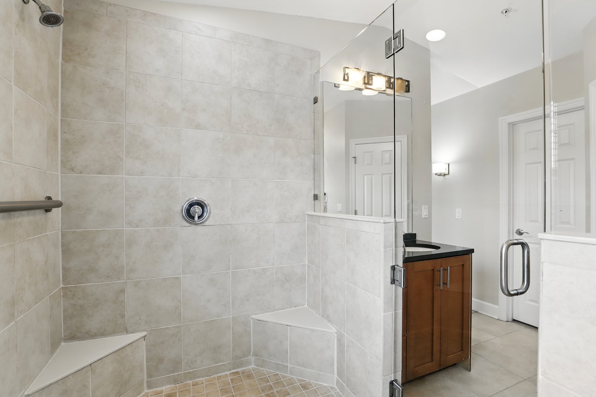 Epic 4BR Townhome w Harry Potter Moana Rooms Enchanted Garden | Photo 27