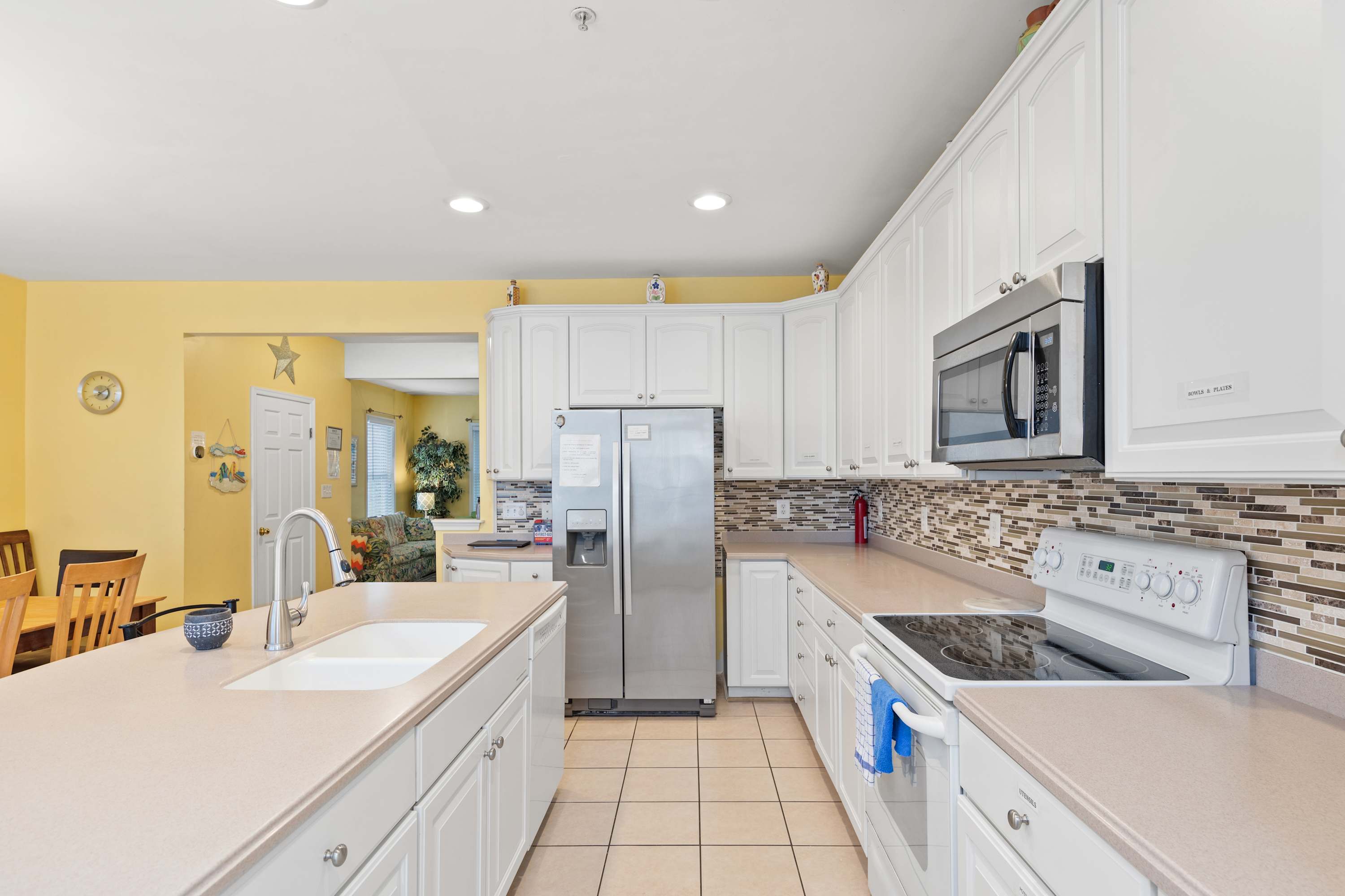 5 Corner Store Ln Sunset Island | Resort Community